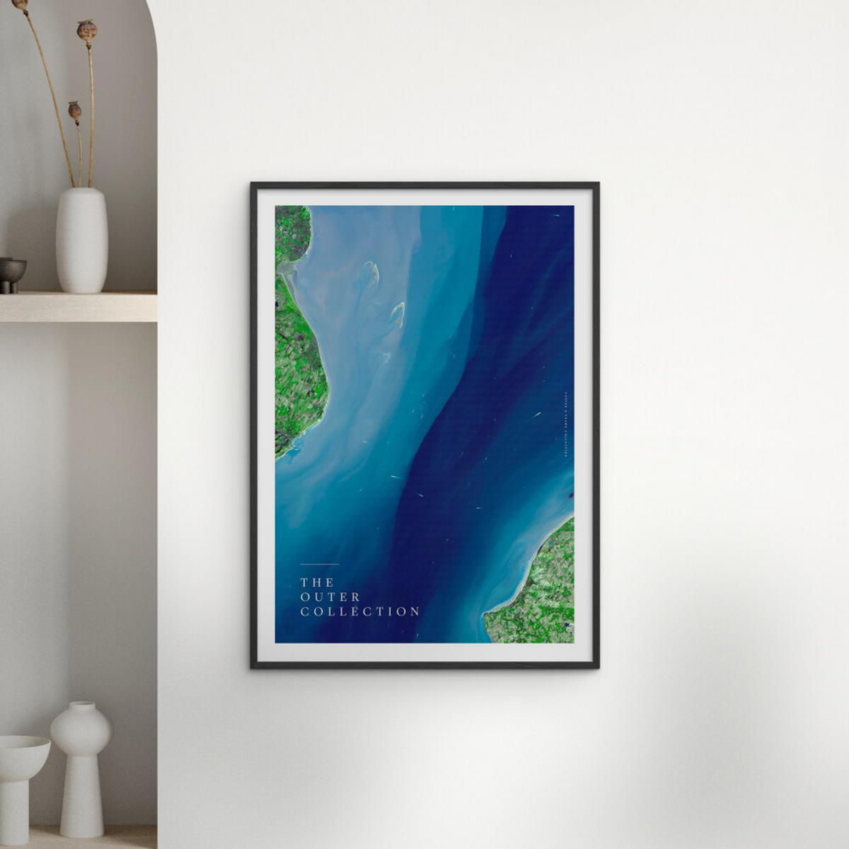 POSTER mit Rahmen Arch Atelier - The Outer Collection – 004 - Blau/Schwarz, Holz/Papier (70/100cm) - Poster&Frame