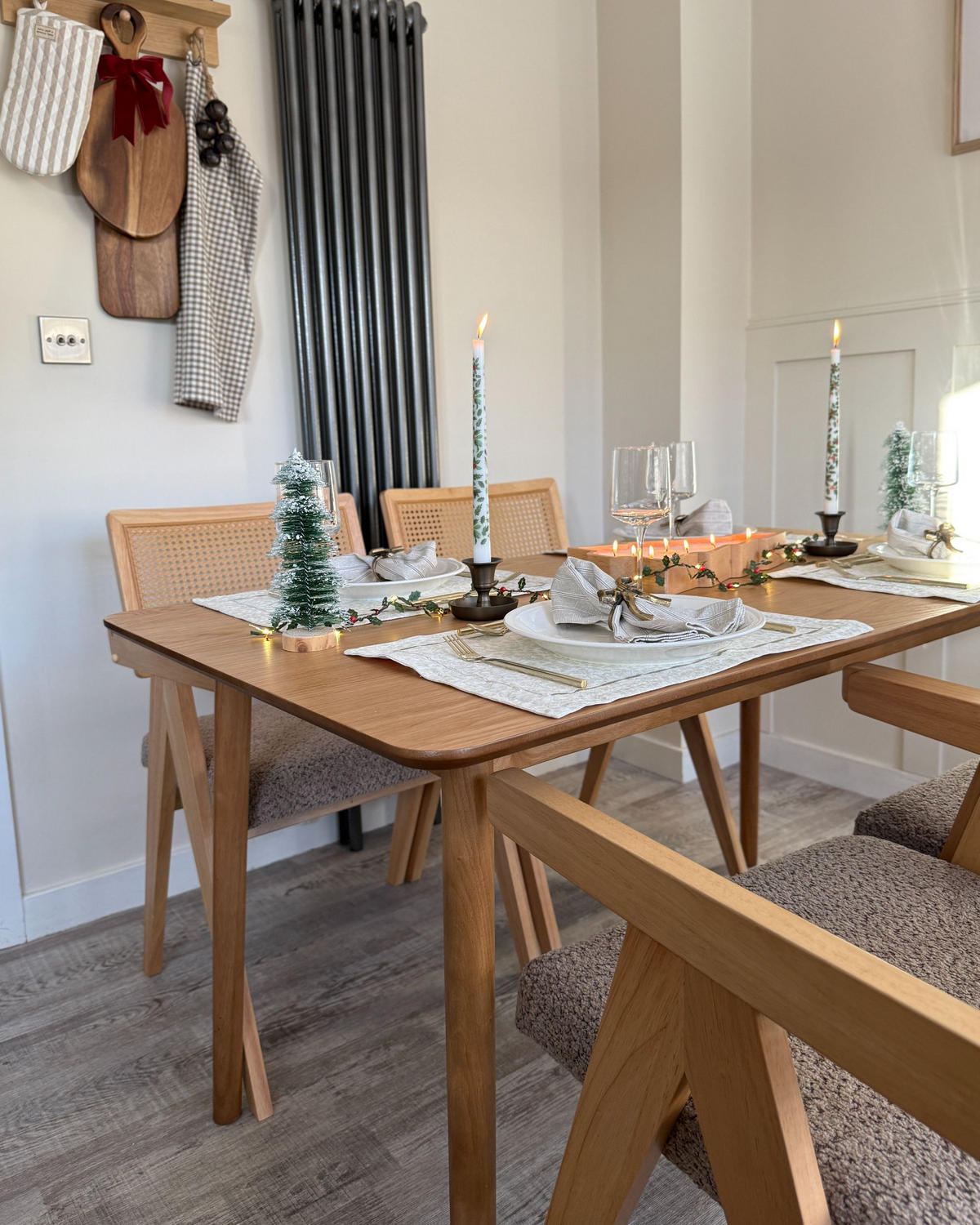 JÍDELNÍ STŮL Světlý Dub 140/80 cm Elvyn - světle hnědá, kompozitní dřevo (140/80/74cm) - Beliani