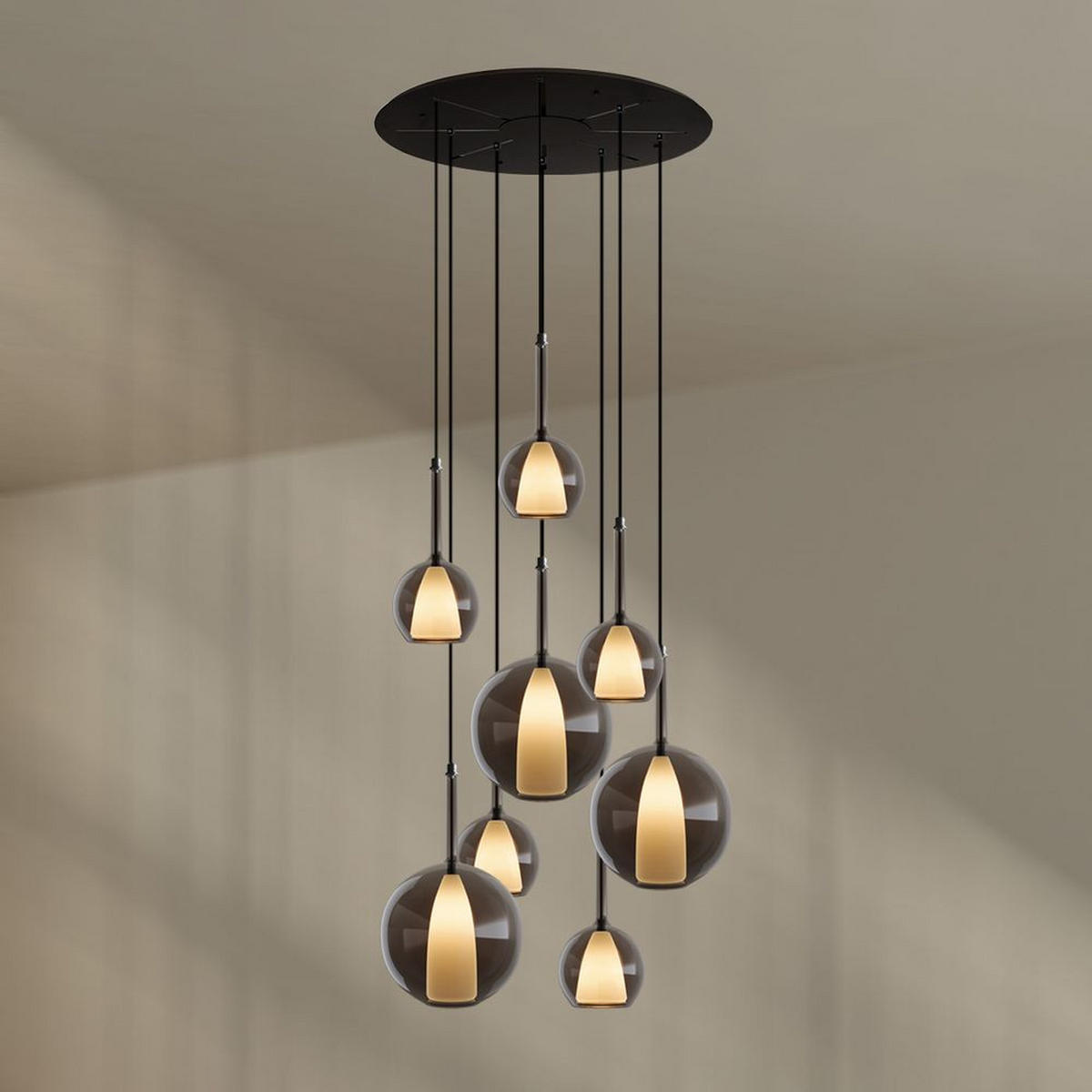 GALERIELEUCHTE Belluna 8-flammig Rauch Ø 14/24cm - Anthrazit, Glas (24/24/45cm) - s.luce