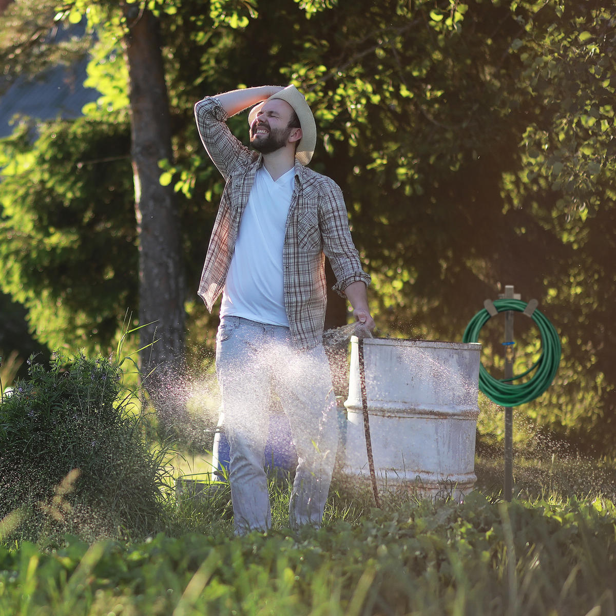 WASSERZAPFSTELLE - Braun, Metall (25/107.5/18cm) - Relaxdays