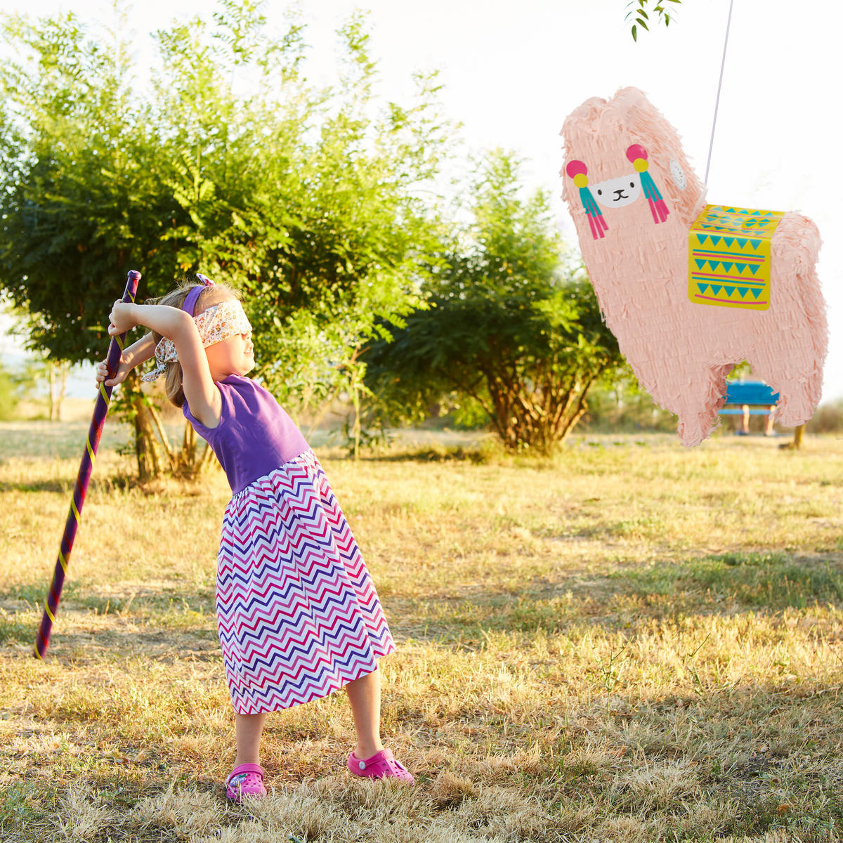 LAMA Pinata - Rosa, Papier/Wellpappe (30/50/12cm) - Relaxdays