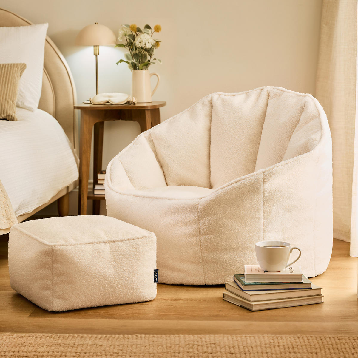 SITZSACK mit Hocker aus Boucle Sirena - Creme, Textil (77/64/74cm) - icon