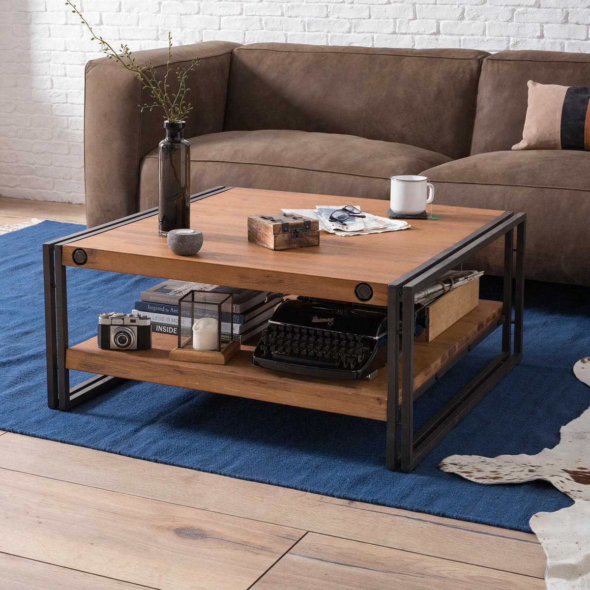 COUCHTISCH mit Ablage - Akazie massiv / Metall, 90 cm - Akaziefarben, Holz (90/90/40cm) - home24