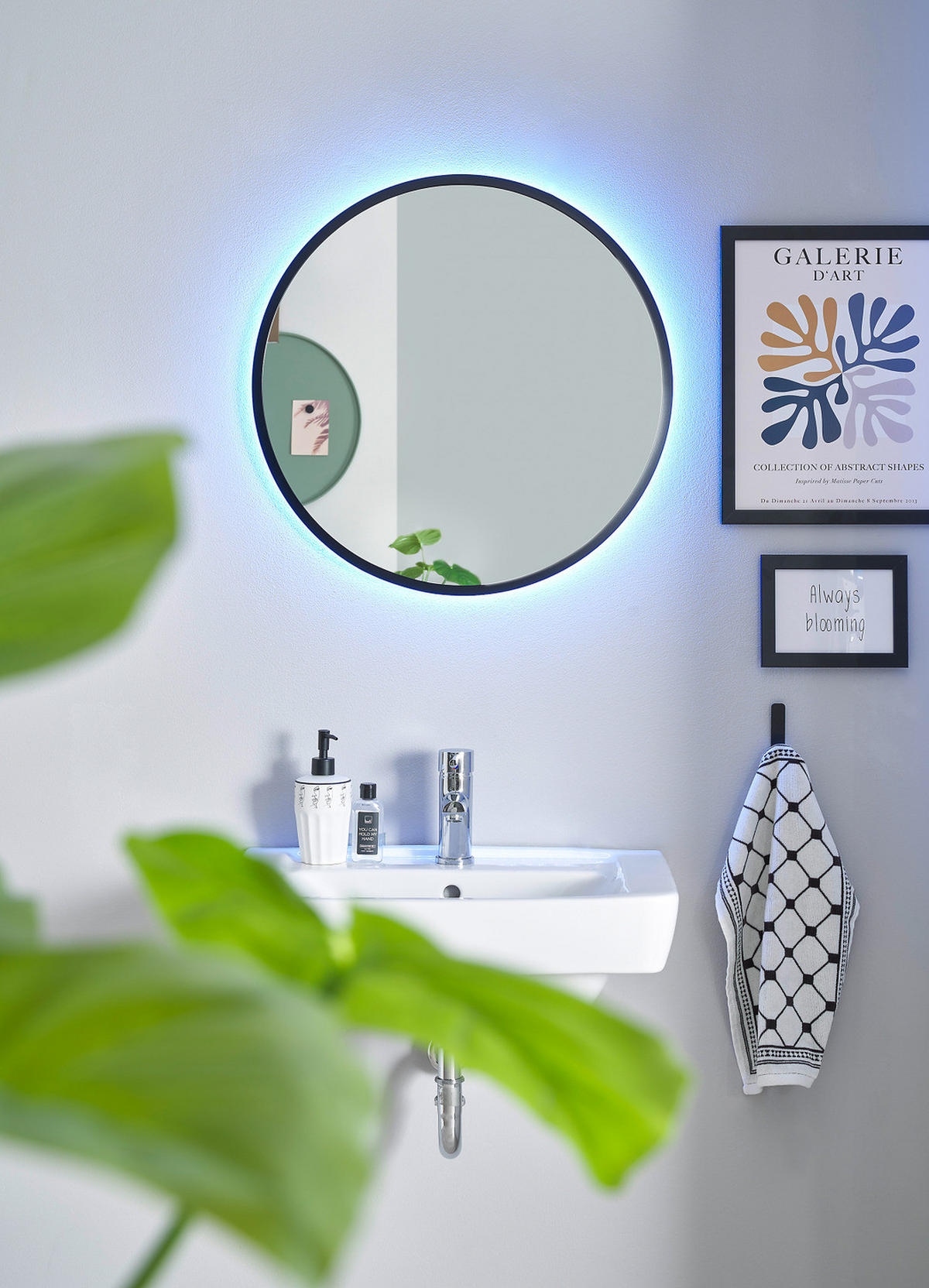 BADSPIEGEL - Rund - Schwarz - 60 cm - Schwarz, Glas/Kunststoff (60/60/5cm) - home24