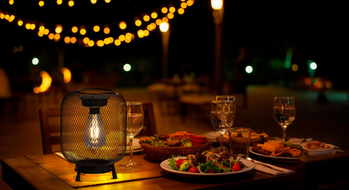 SOLAR-LED-STEHLEUCHTE - warmweiß mit Dämmerungssensor für Außenbereich und Tisch - Schwarz, Kunststoff (18/67/18cm) - Northpoint