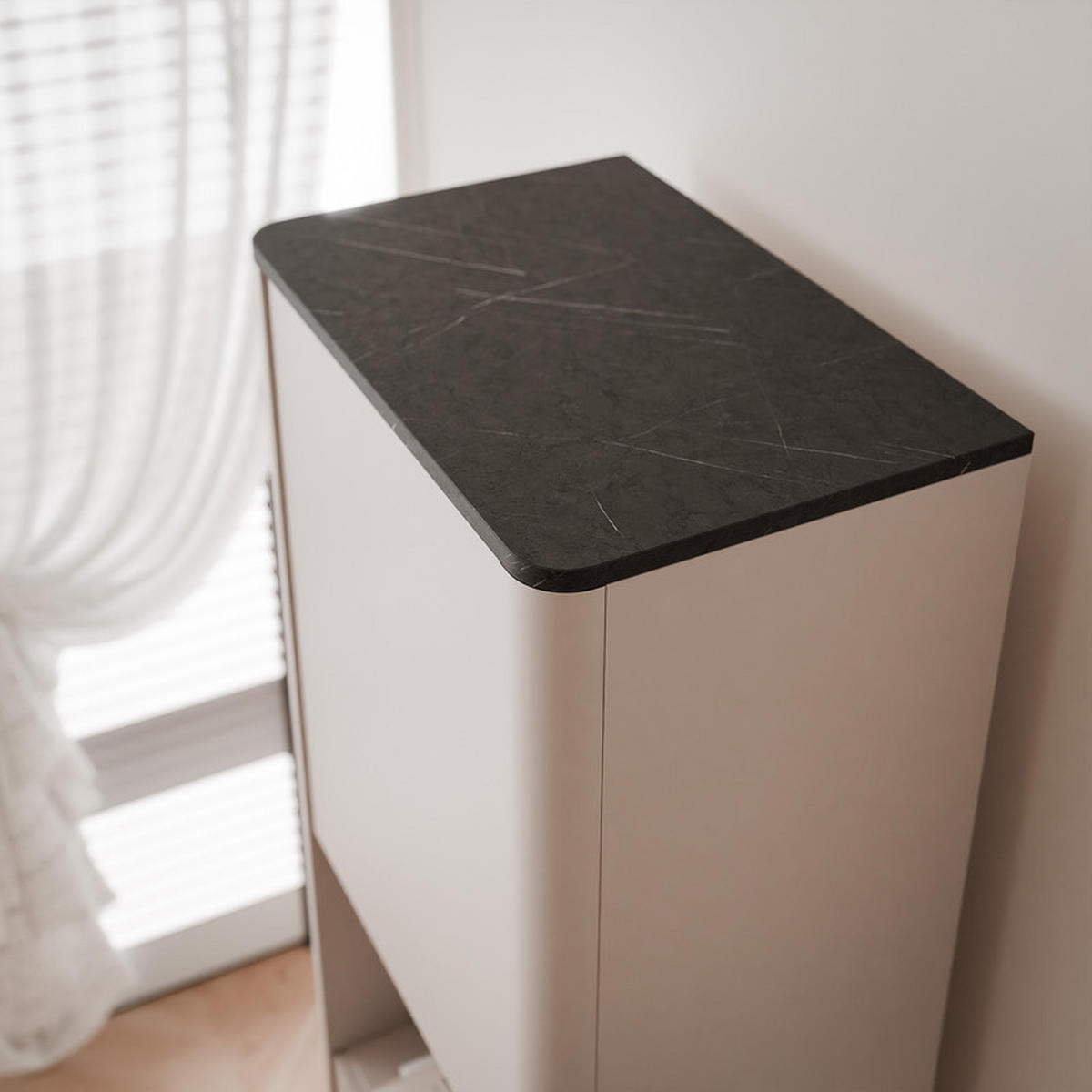 BÜCHERREGAL NAVANI 60/40/191 cm, Kaschmir / Grau - Goldfarben/Schwarz, Holzwerkstoff/Metall (60/191/40cm) - Idohome