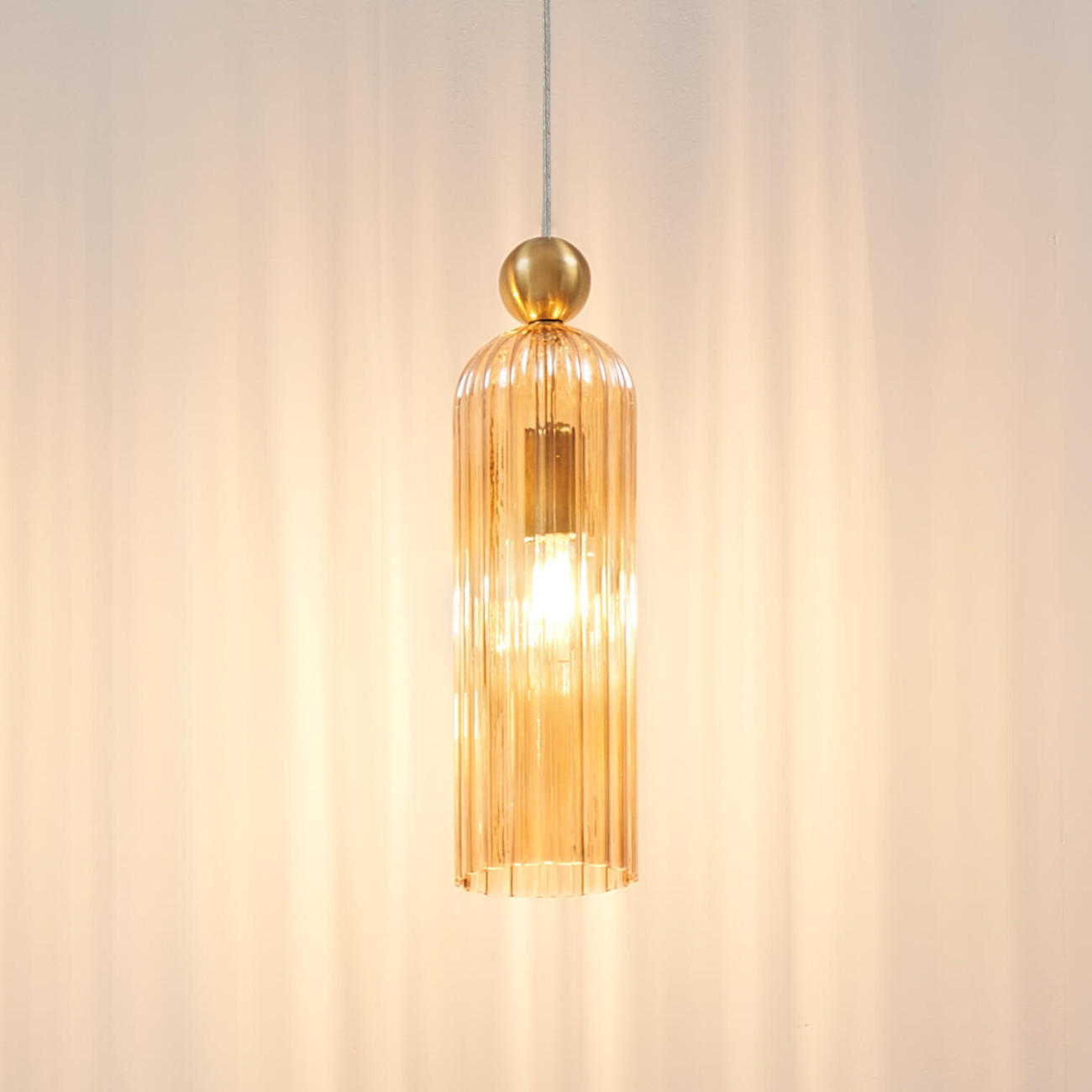 HÄNGELEUCHTE Leonora, Bernstein und Messing, 35cm - Goldfarben, Glas (35/10/35cm) - KOSILUM