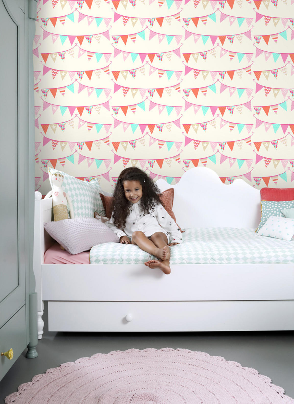 TAPETE Girlande 53 cm x 10.05 m - Pink, Papier (53/0.1cm) - ESTAhome