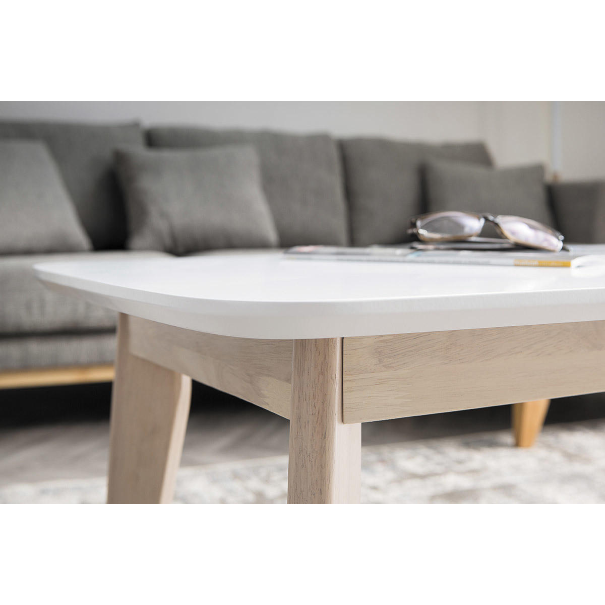 COUCHTISCH LEENA - Weiß, Holz (105/52/45cm) - Miliboo