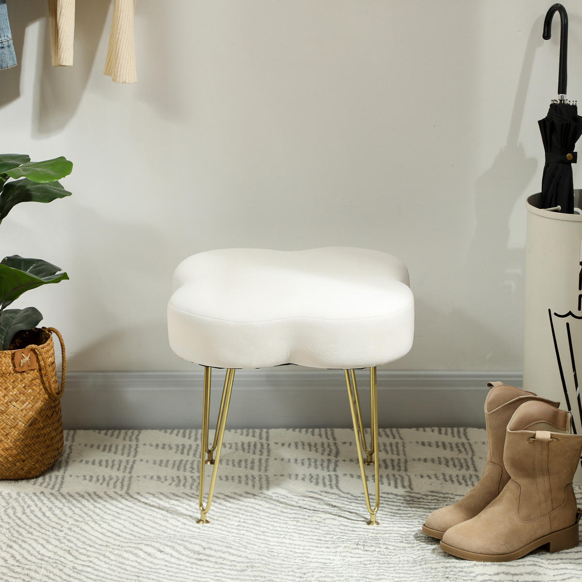 HOCKER Sitzhocker in Kleeblattform mit Stahlbeinen Fußhocker mit Samtoptik Creme - Weiß, Textil (41/40/41cm) - HOMCOM