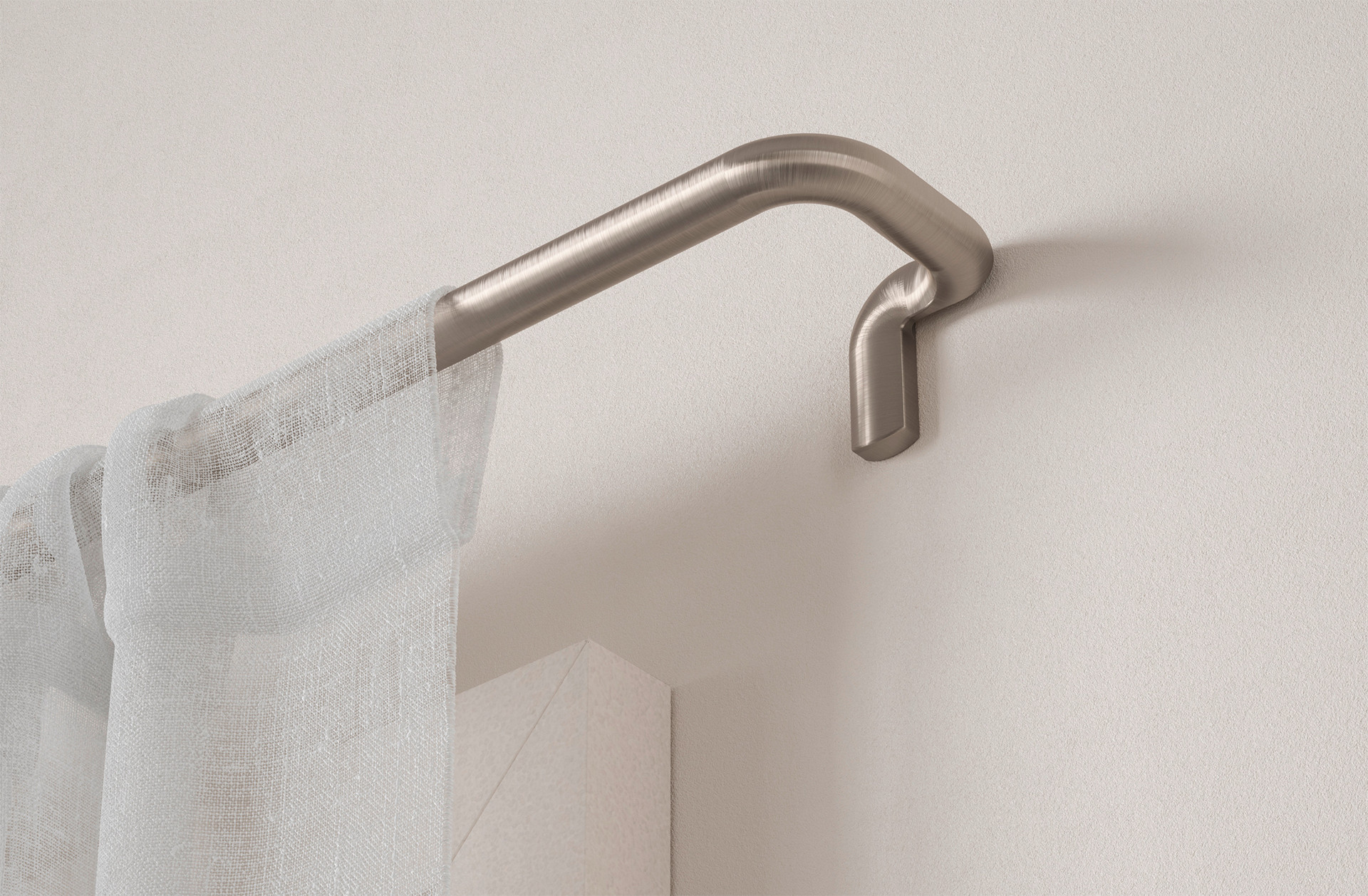 Online Only tyče na závěsy