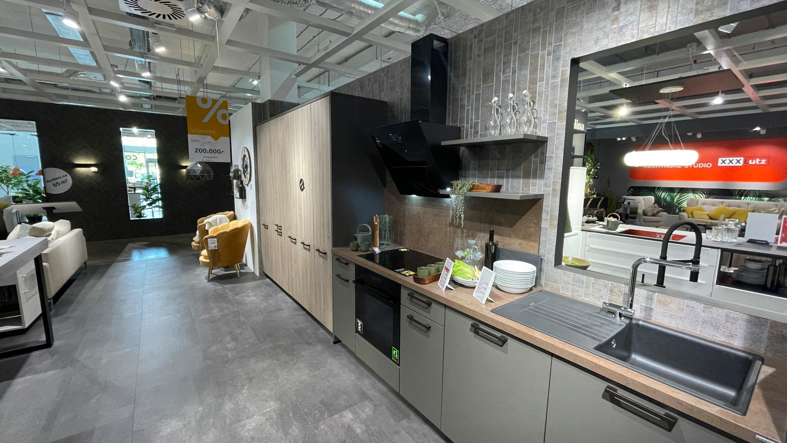 Vestavěná kuchyň - Celina