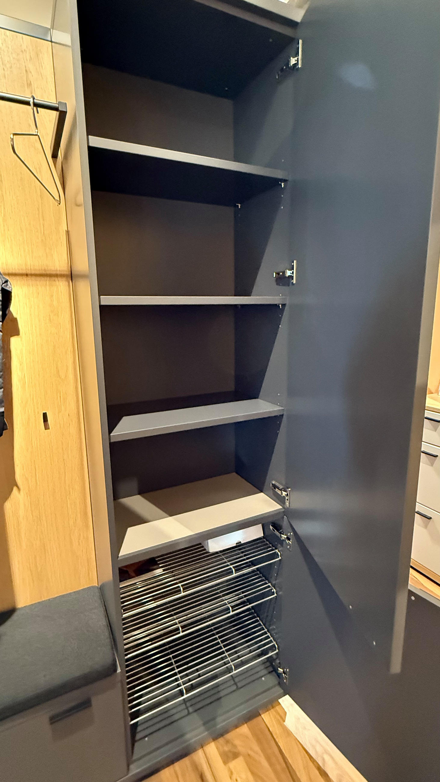 Garderobe Interno - Invivus