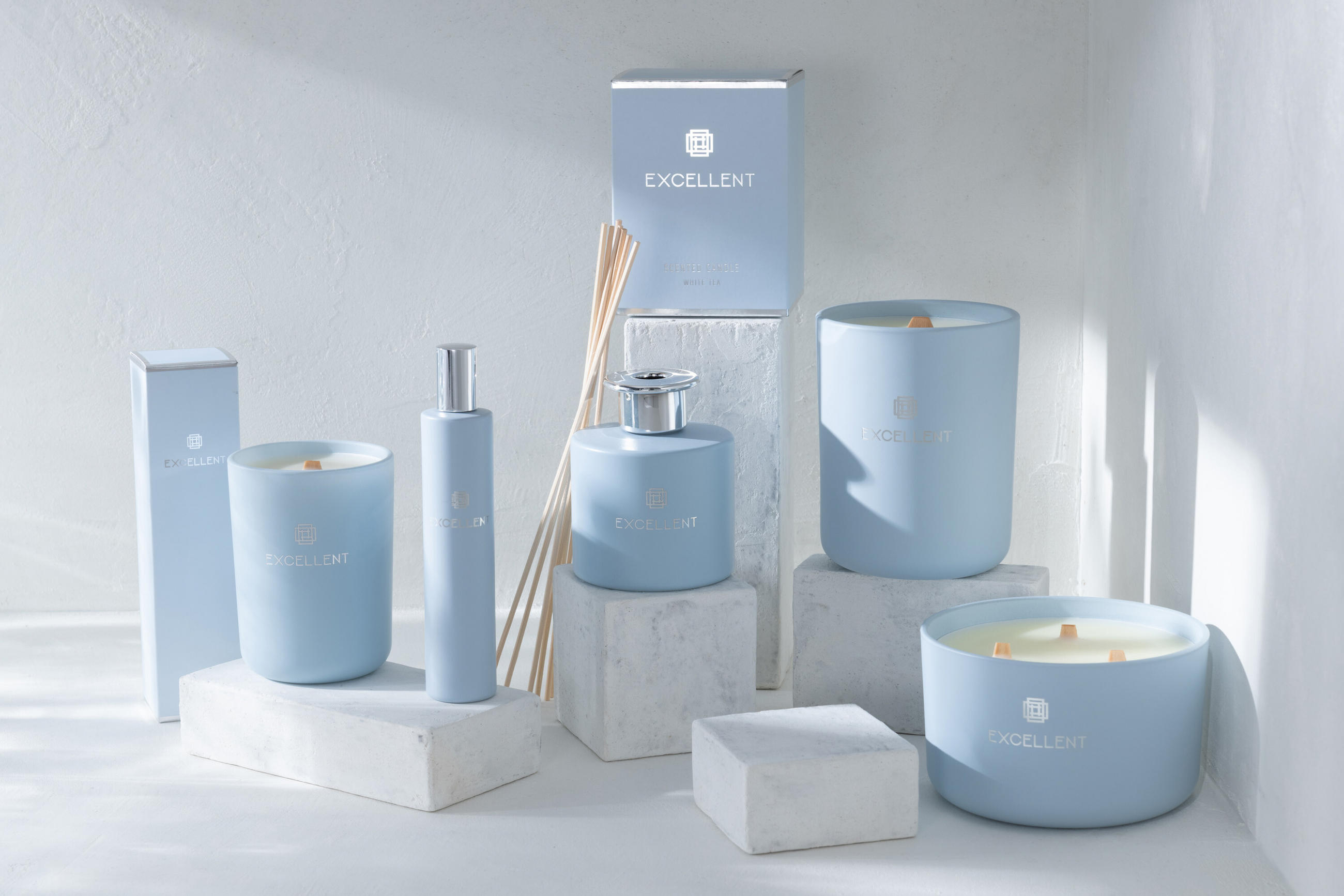DUFTARTIKEL EXCELLENT - Glas - Blau - Blau, Glas (4.5/18/4.5cm) - J-Line