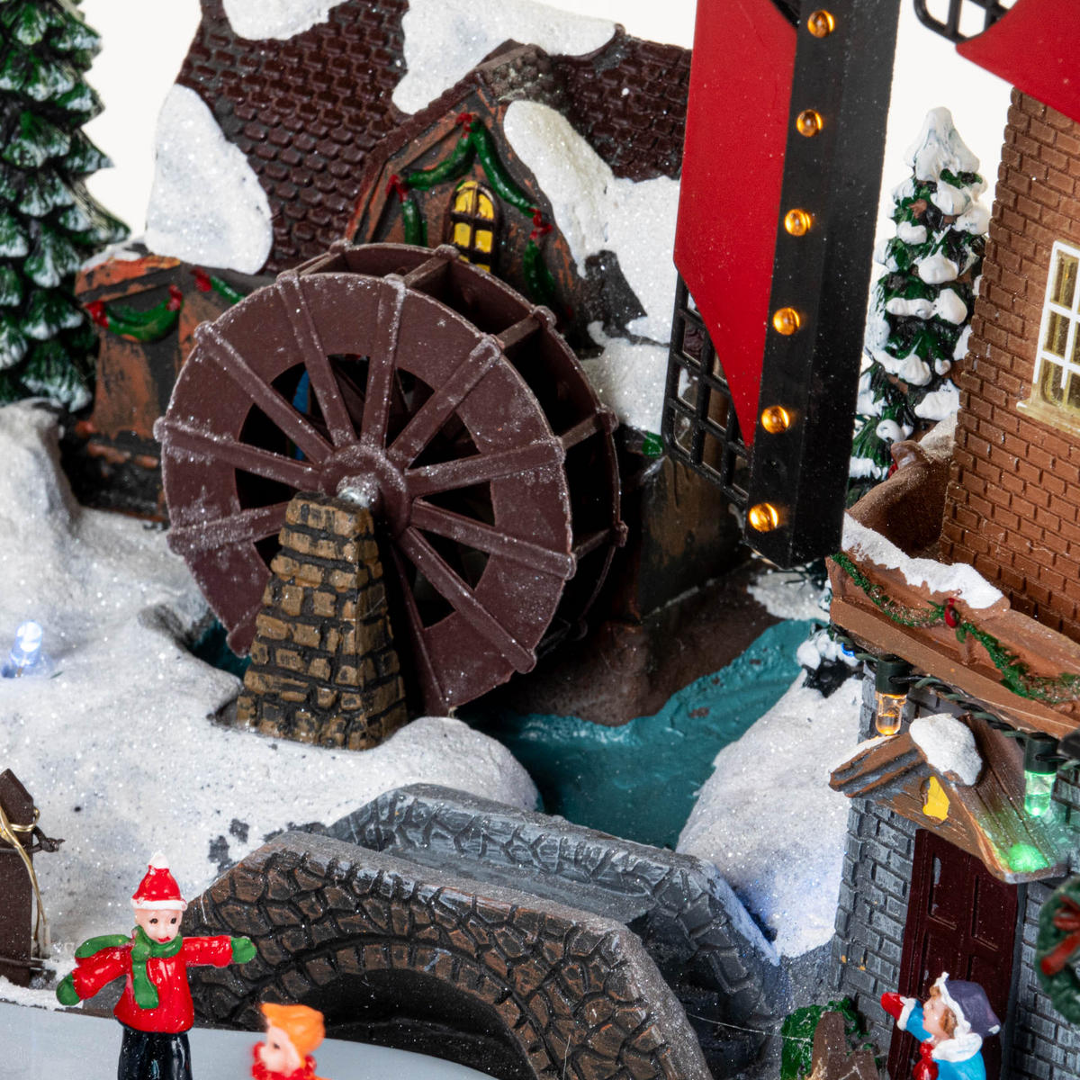 WEIHNACHTSDORF mit beweglicher Windmühle 38/27,5/33 cm - Multicolor, Kunststoff (27.5/33/38cm) - Fééric Lights and Christmas