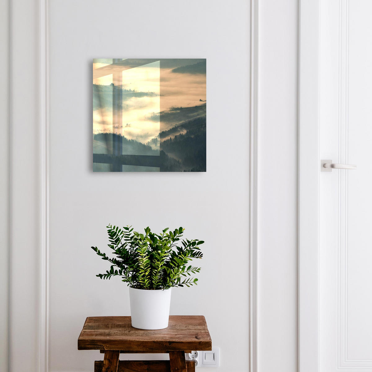 SCHLÜSSELBOX Weiß 30x30 cm – Türöffnung nach rechts - Nebelige Hügel - Grau, Metall (30/30/5cm) - TULUP