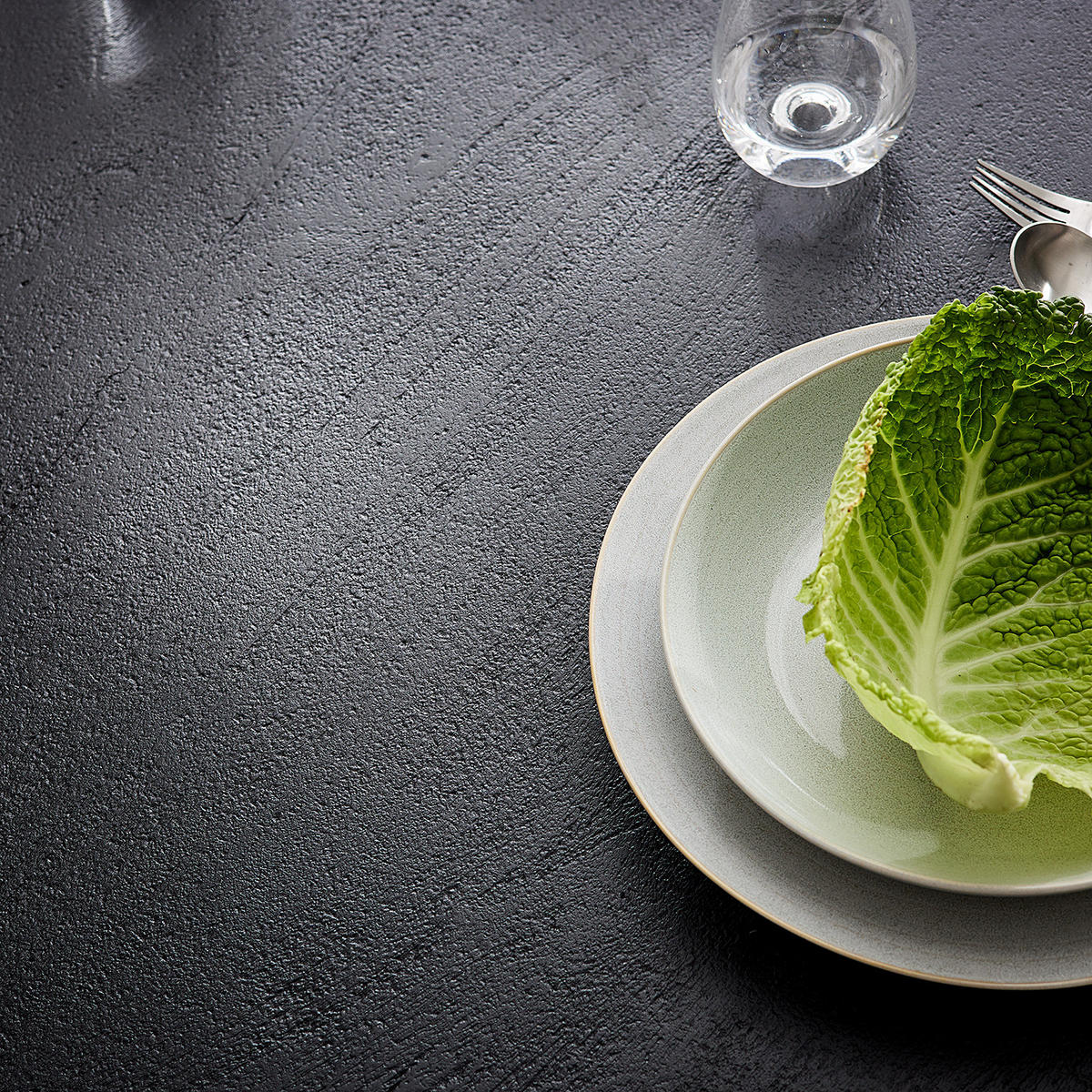 ESSTISCH - Akazie massiv, Akazie Schwarz - Schwarz/Akaziefarben, Holz (140/140/77cm) - home24