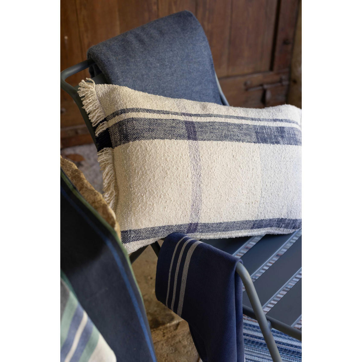 JACQUARD-KISSEN Jane mehrfarbig marine 40 x 65 cm - Beige, Textil (40/65cm) - Vivaraise