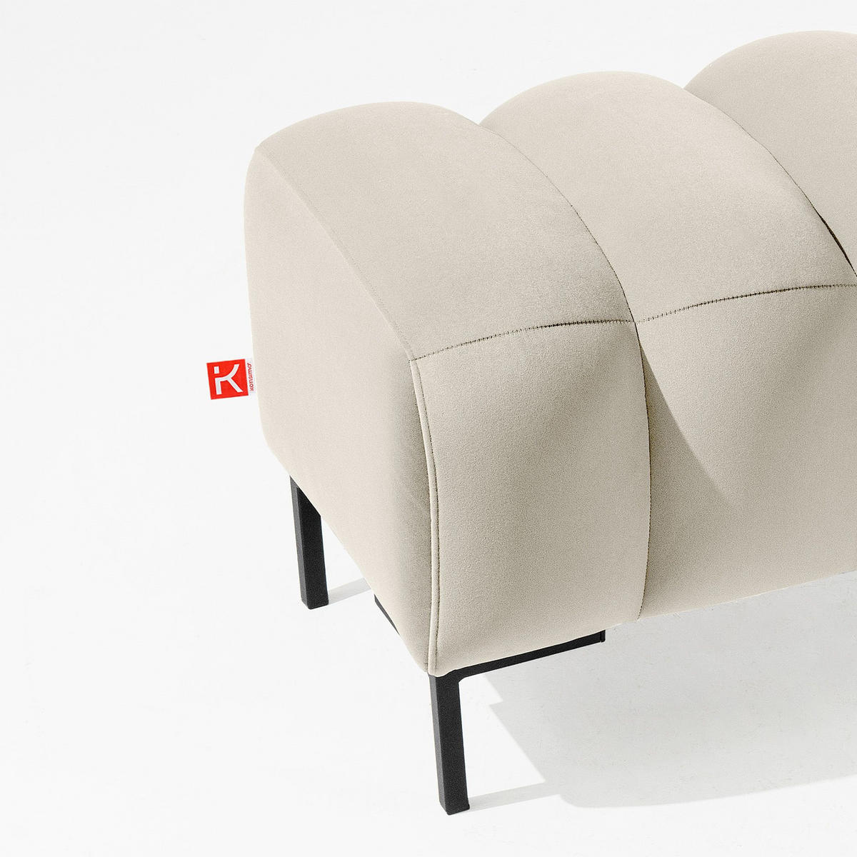 POLSTERBANK Bettbank PECCO, Metallbeinen - Creme/Schwarz, Holz/Textil (160/50/50cm) - KONSIMO®