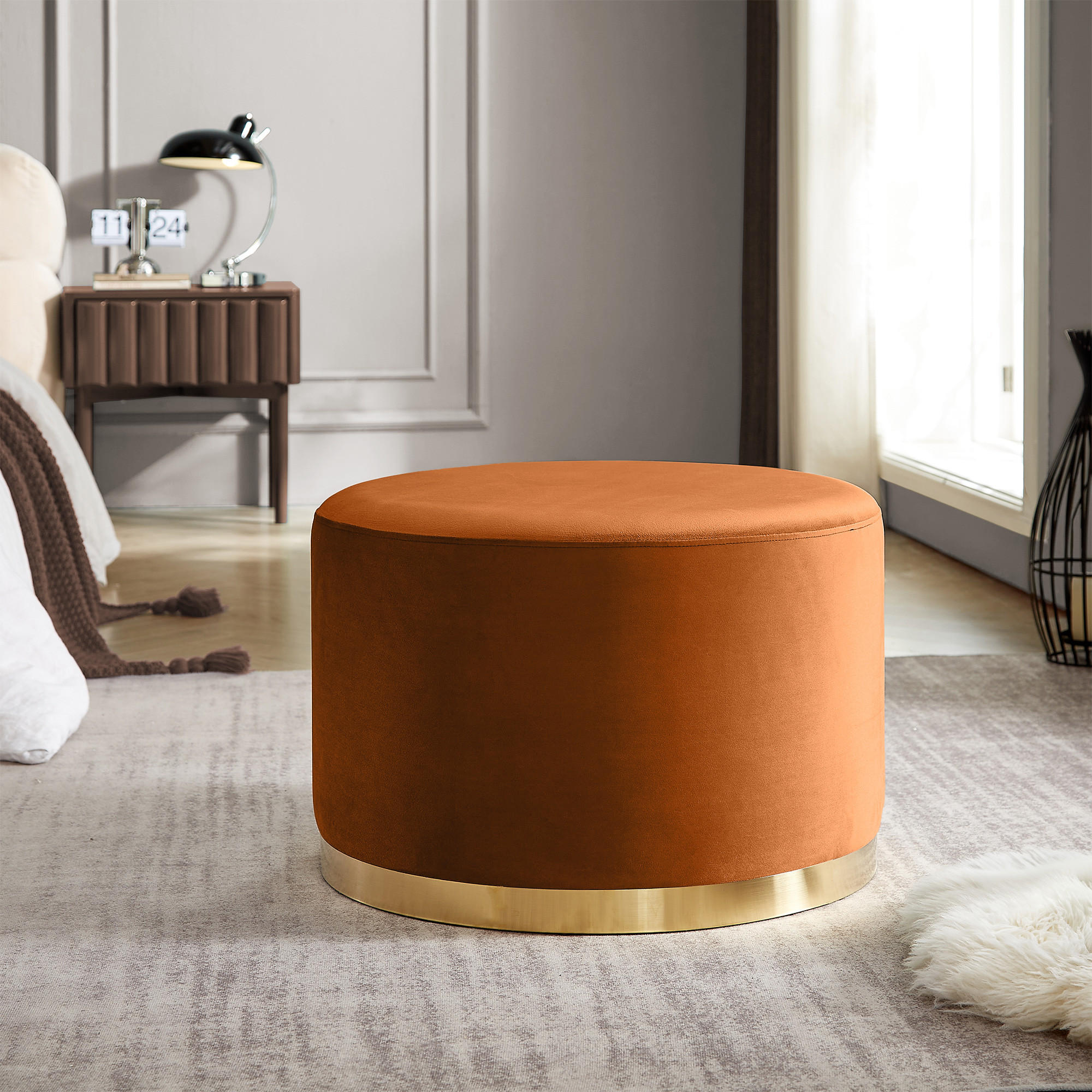 SITZPUFF Charlotte II Samt in gebranntem Orange und goldfarbenes Metall - Dunkelorange, Holzwerkstoff/Textil (60/40/60cm) - Sicaan