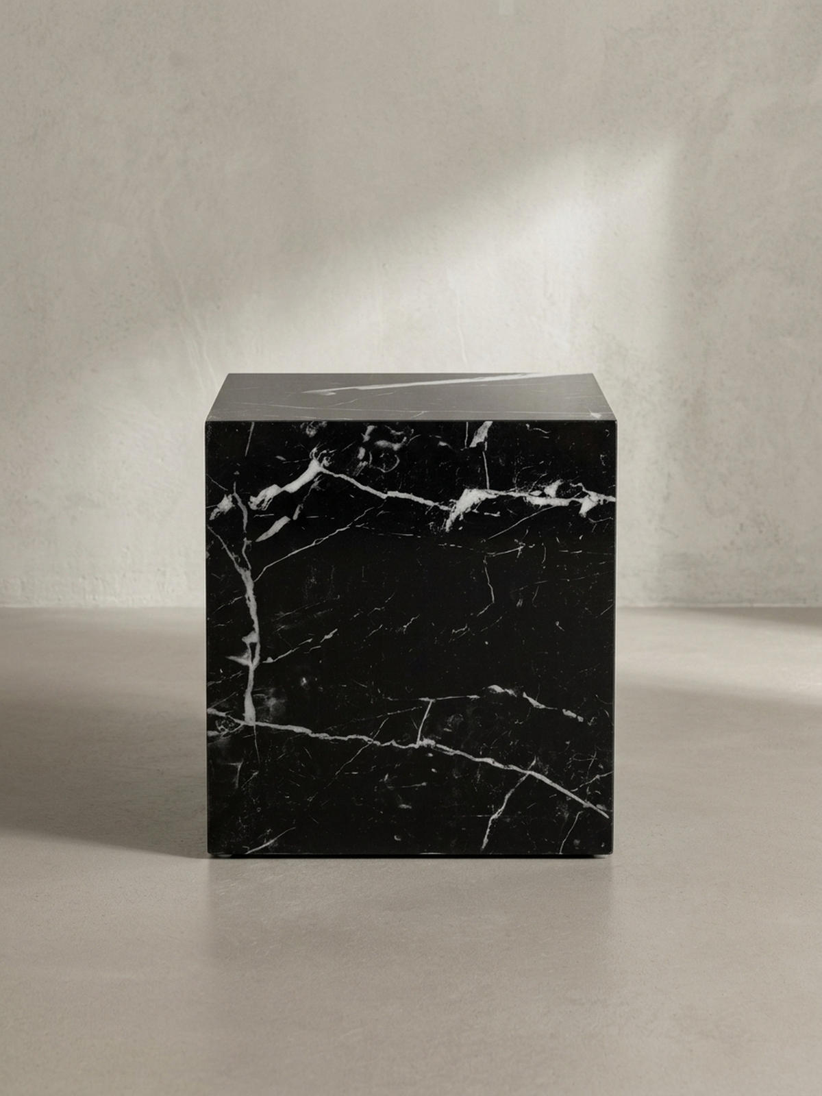 COUCHTISCH MONOBLOC in Hochglanz mit Marmor-Optik, Würfelform, Schwarz 40x40x45 cm - Schwarz, Holzwerkstoff (40/40/45cm) - KADIMA DESIGN
