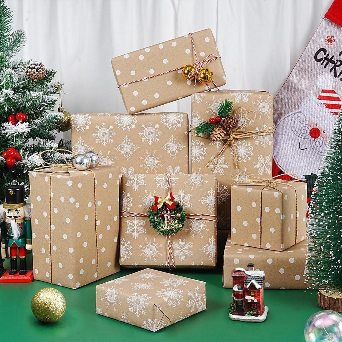 GESCHENKPAPIER Rolle Weihnachten 43 cm x 10 m Schneeflocken Dots Design - Braun, Papier (43/0.1/1000cm)