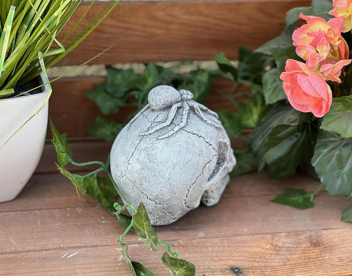 STEINFIGUR Gothic Schädel mit Spinne frostfest massiv - Grau, Stein (9/12/13cm) - stoneandstyle