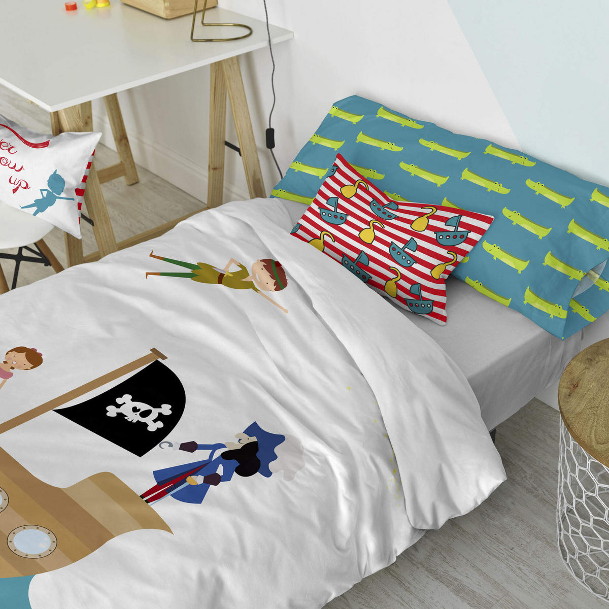 BETTBEZUG 2er-Set teiliges flying boy 135/140x200 cm (standardgrösse) mehrfarbig - Multicolor, Textil (140/200cm) - Happy Friday