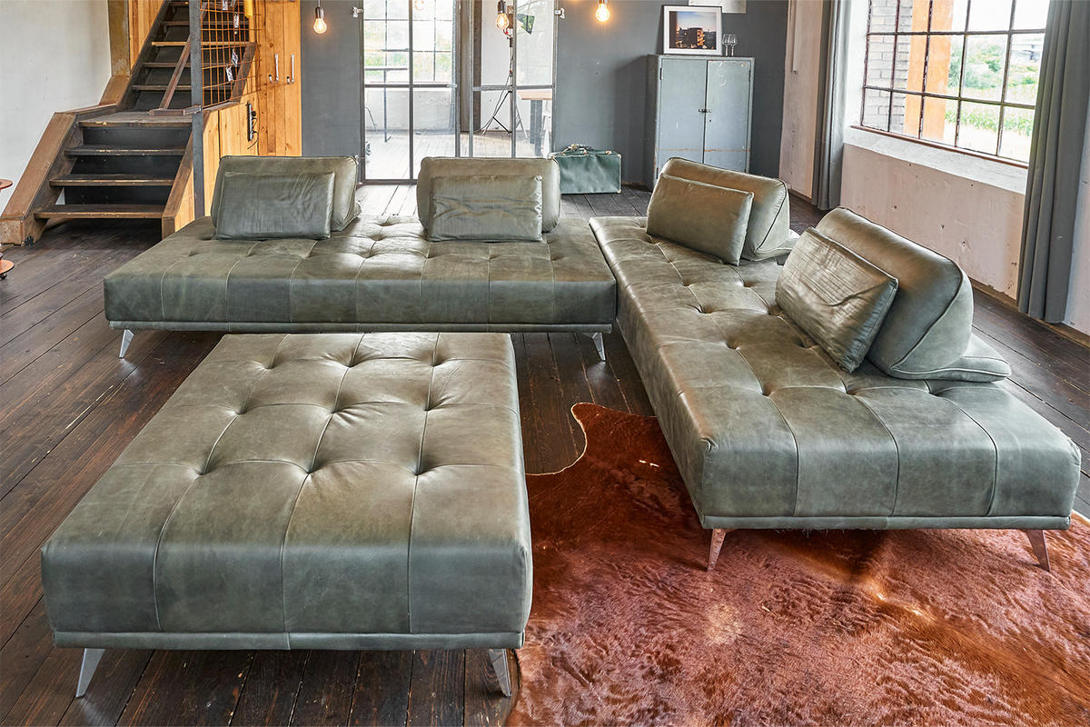 MODULSOFA MIT HOCKER WIOLO Grün Leder - Silberfarben/Grün, Leder (350/83/240cm) - KAWOLA