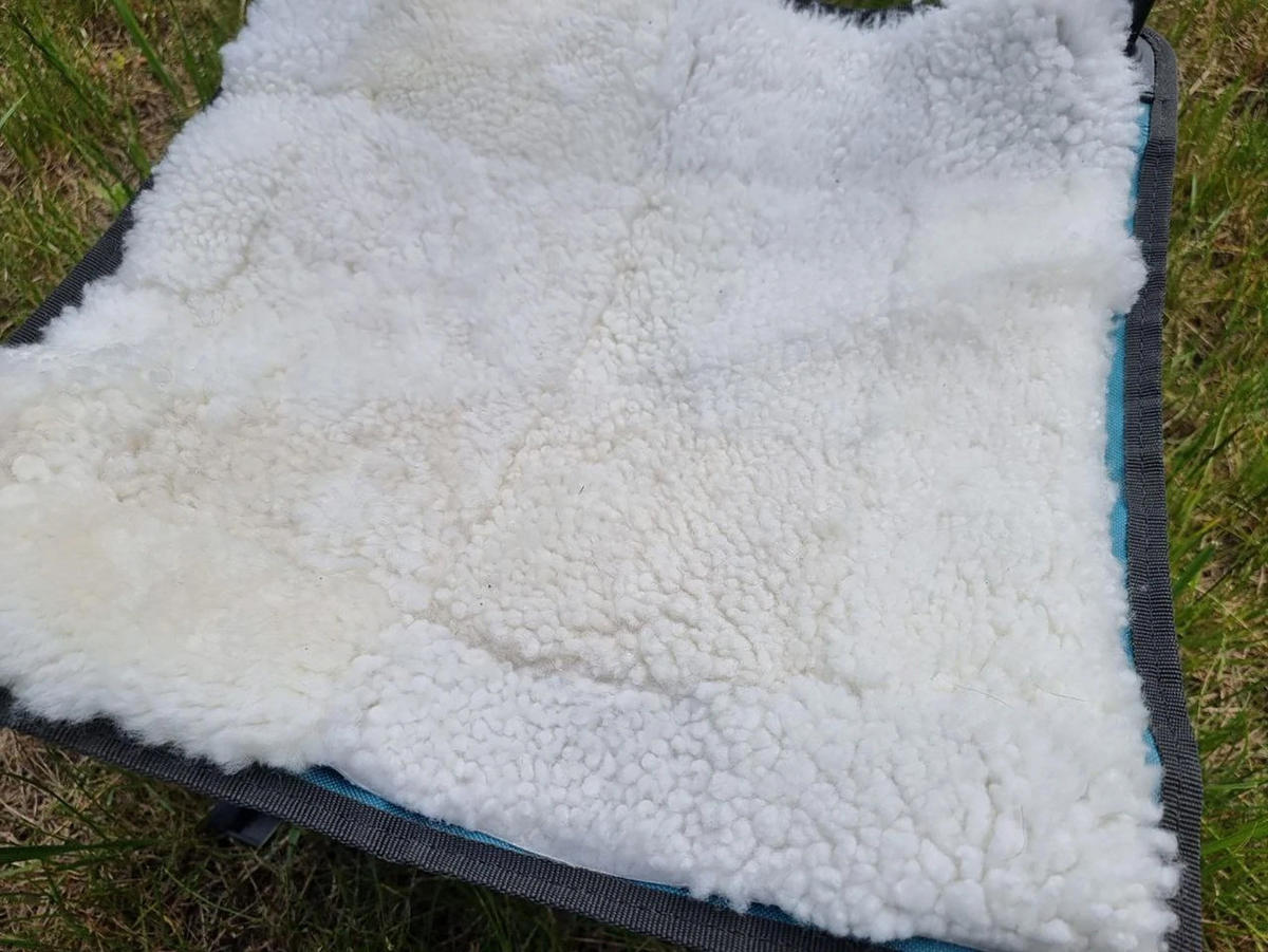 SITZAUFLAGE Lammfell Patchwork natur vernäht weich 37x37 cm Weiß Eckig - Weiß, Fell (37/37cm) - Provellus