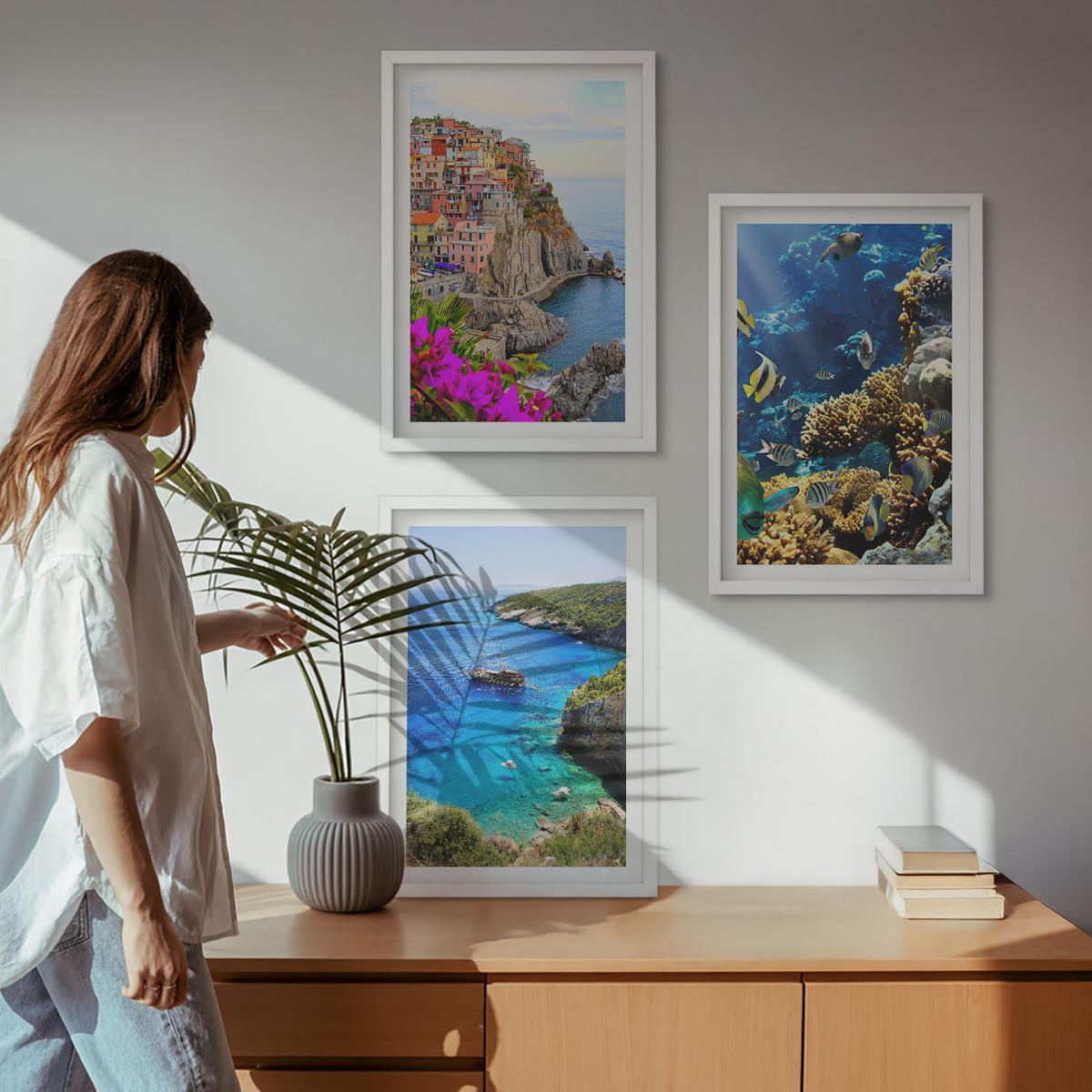 BILDER SET 3er Set - 40x60 cm Weißer Rahmen - Meerblick, farbenfrohe Häuser - Weiß, Kunststoff (40/60cm) - TULUP