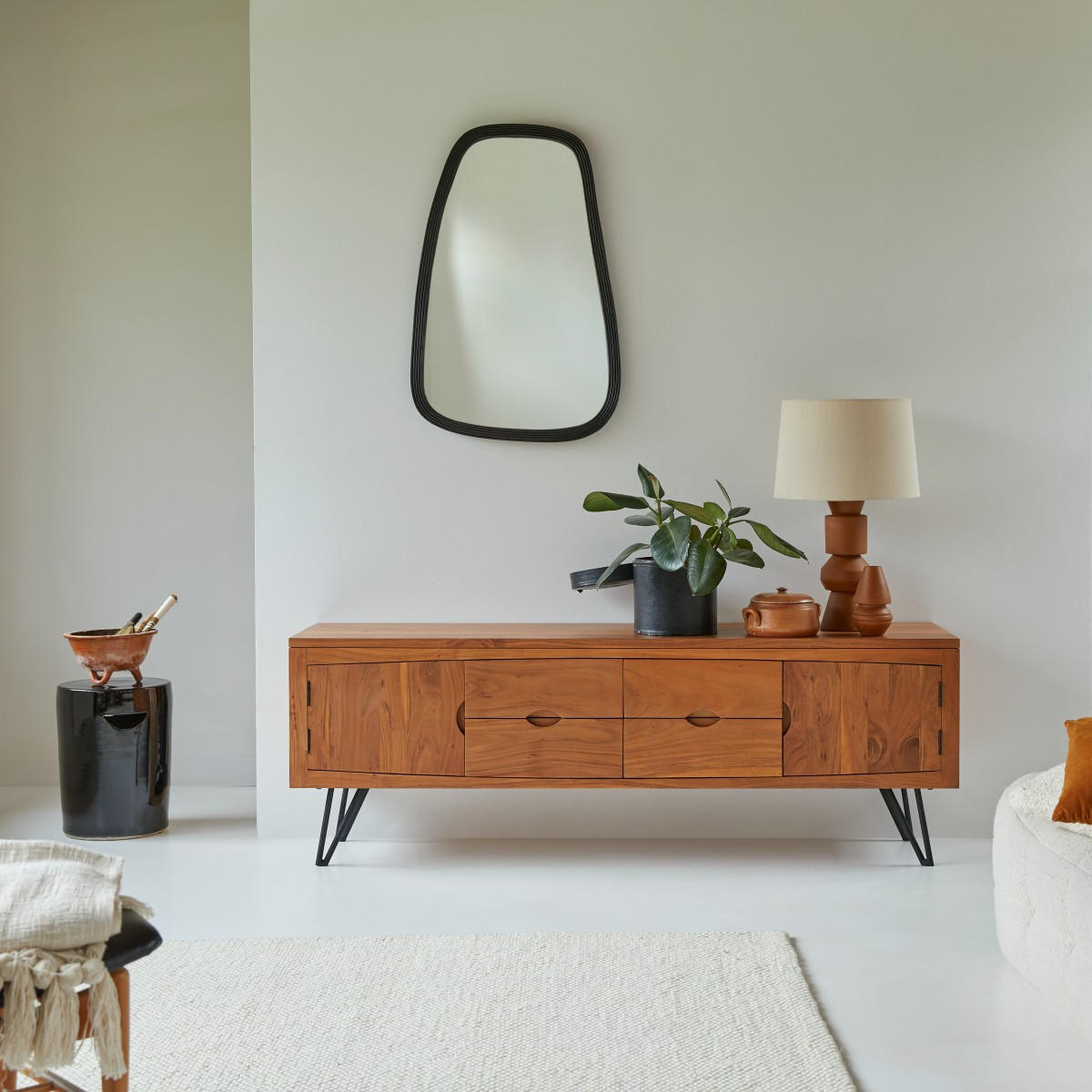 TV-SCHRANK Bonnie Dunkelbraun aus Akazie - Dunkelbraun, Holz (180/62/45cm) - Tikamoon