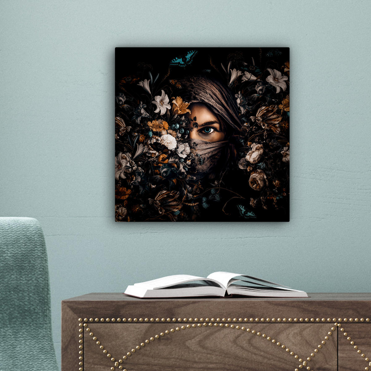 LEINWANDBILD Frau - Luxus - Blumen - Schmetterling - Porträt 20x20 cm - Schwarz, Textil (20/20cm) - MuchoWow