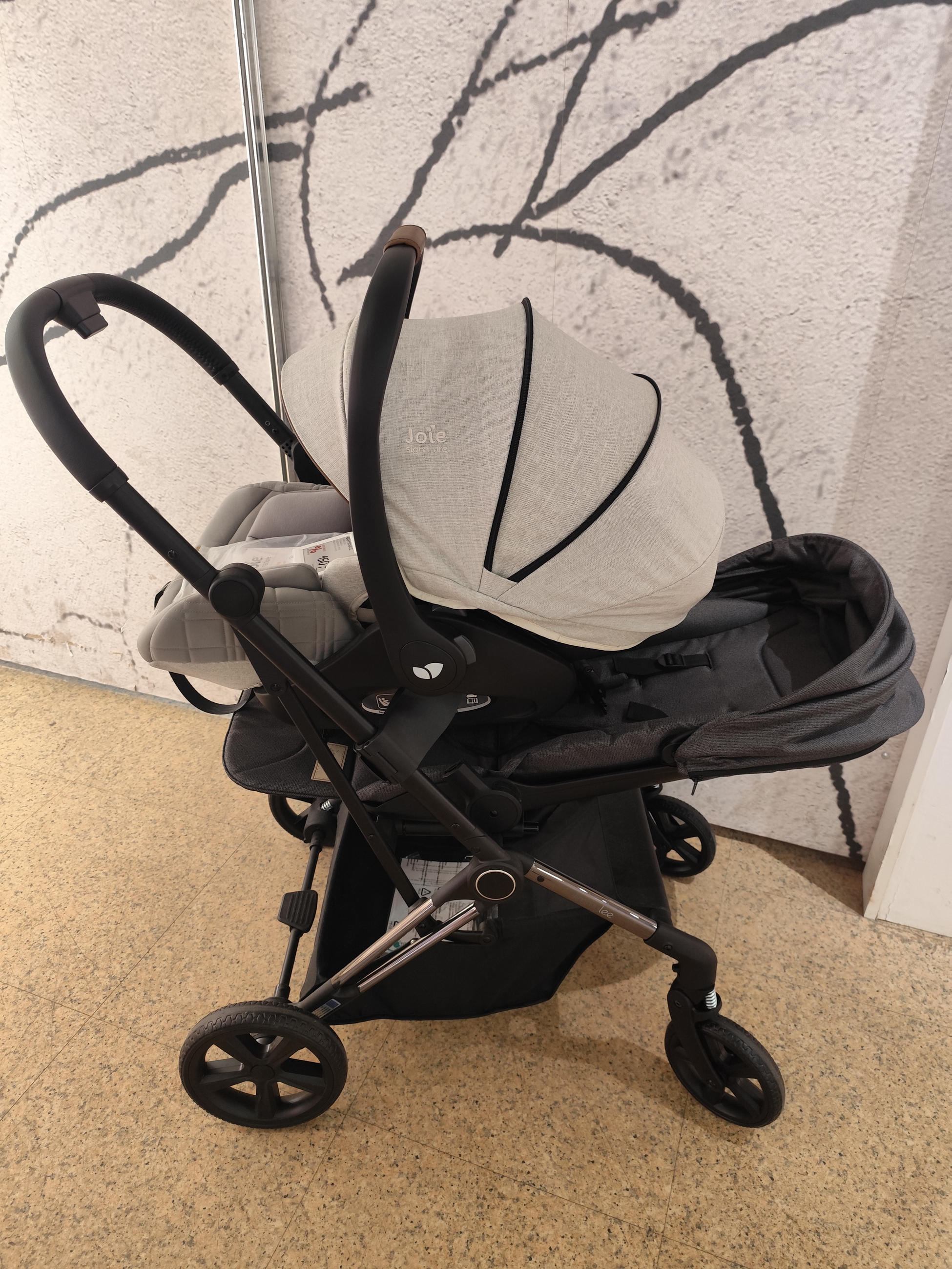 Buggy Twirl + Babyschale I Level Recline