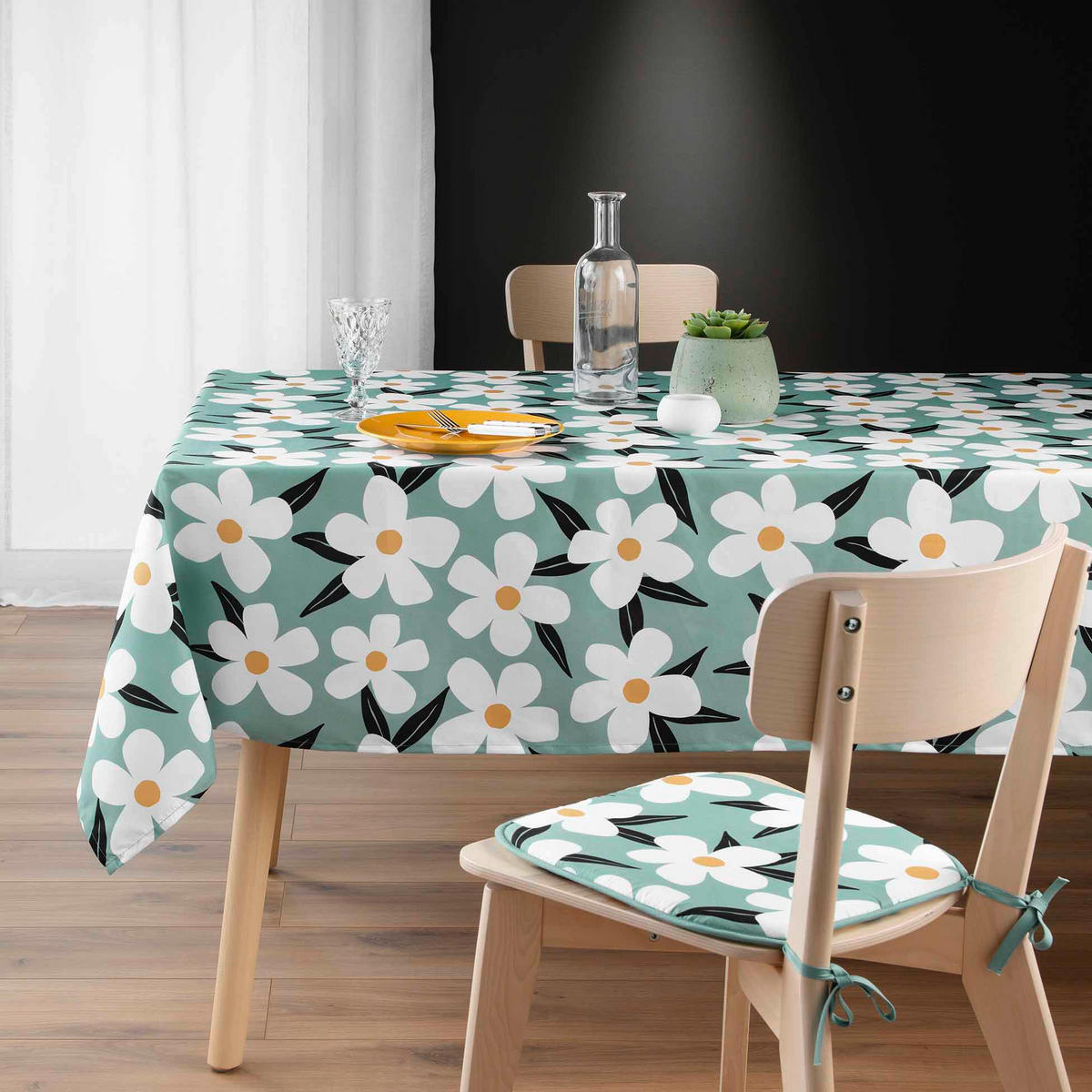 TISCHDECKE Darcy 140/240 cm - Grün, Textil (140/240cm) - Douceur d´intérieur