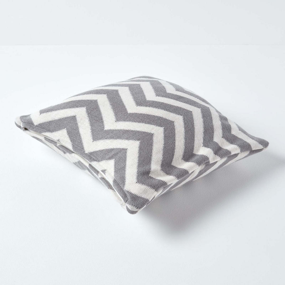 KISSENHÜLLE Zickzack-Muster 45/45 cm - Grau, Textil (45/45cm) - Homescapes