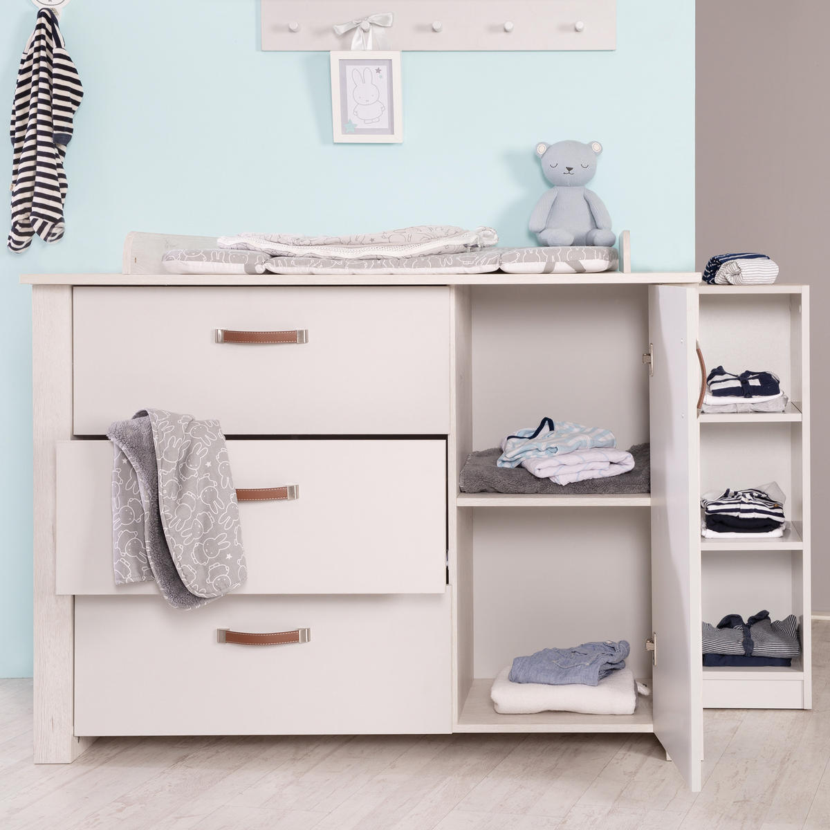 BABYZIMMER-SET Mila 2-teilig - Grau, Holzwerkstoff (126/142cm) - Roba