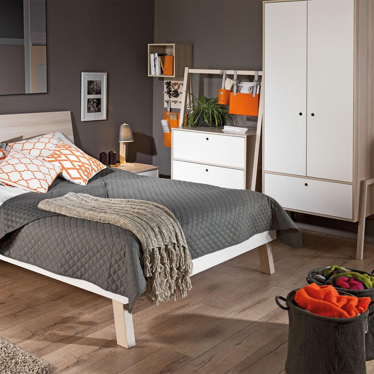 KOMMODE 2 Schubladen weiß - Spot - 60/88/150 cm - Eichefarben, Holzwerkstoff (88/150/60cm) - Calicosy