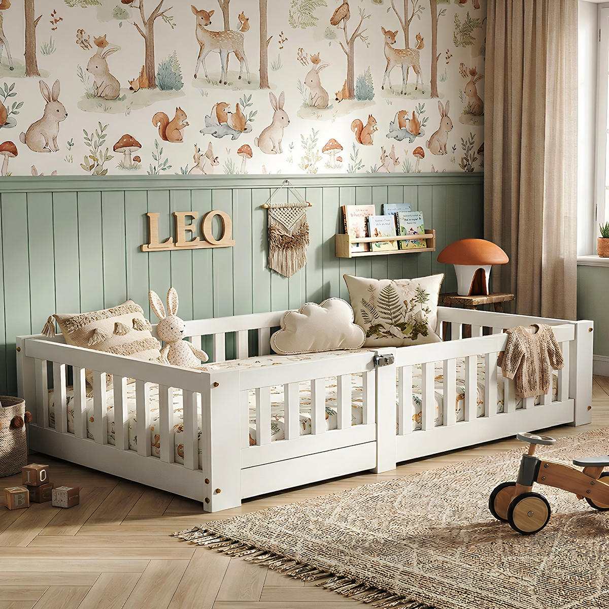 BODENBETT Modern mit Schließbarer Sicherheitstür 120/200 cm Kiefer-Massivholz Weiß - Weiß, Holz (120/200cm) - Creahappy