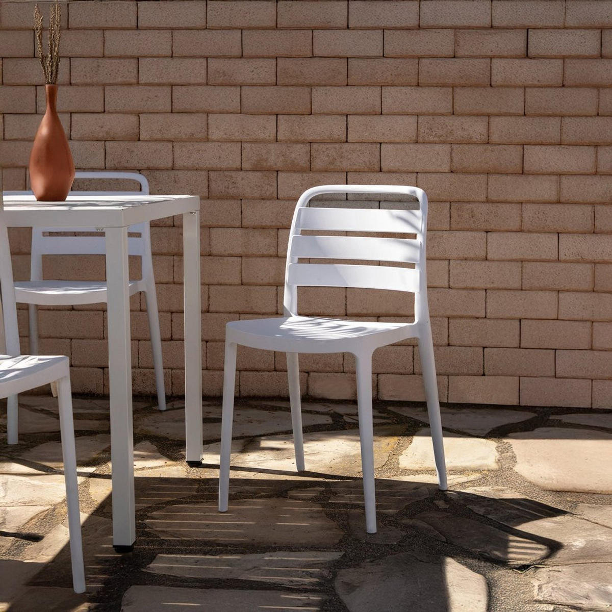 STUHL FÜR DRAUSSEN Zira Weiß 42 cm x 80 cm - Weiß, Kunststoff (42/80/52cm)