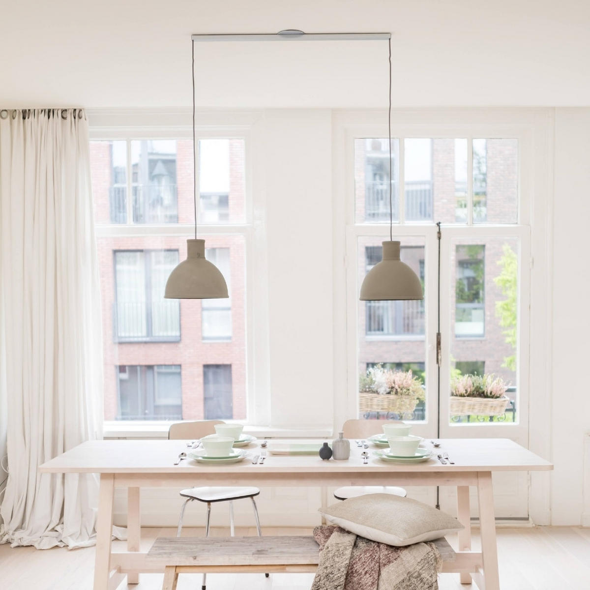 AUFHÄNGESYSTEM für zwei Hängelampen - Twin - 110cm - Edelstahl - Verstellbare Lampenaufhängung - Pendelleuchten Schieben und Drehen - Edelstahlfarben, Metall (110/3/2cm) - Lightswing®