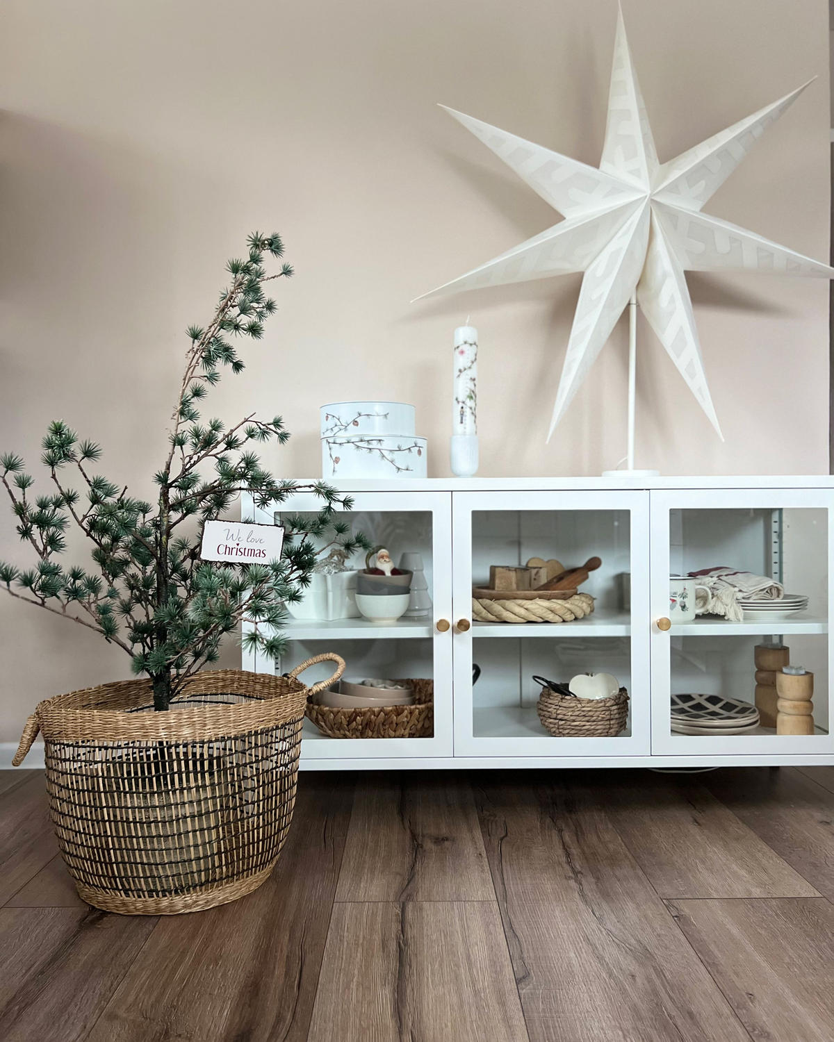 SIDEBOARD se skleněnými dveřmi Kov 115 cm Bílý Newport - bílá, kov (115/65/35cm) - Beliani