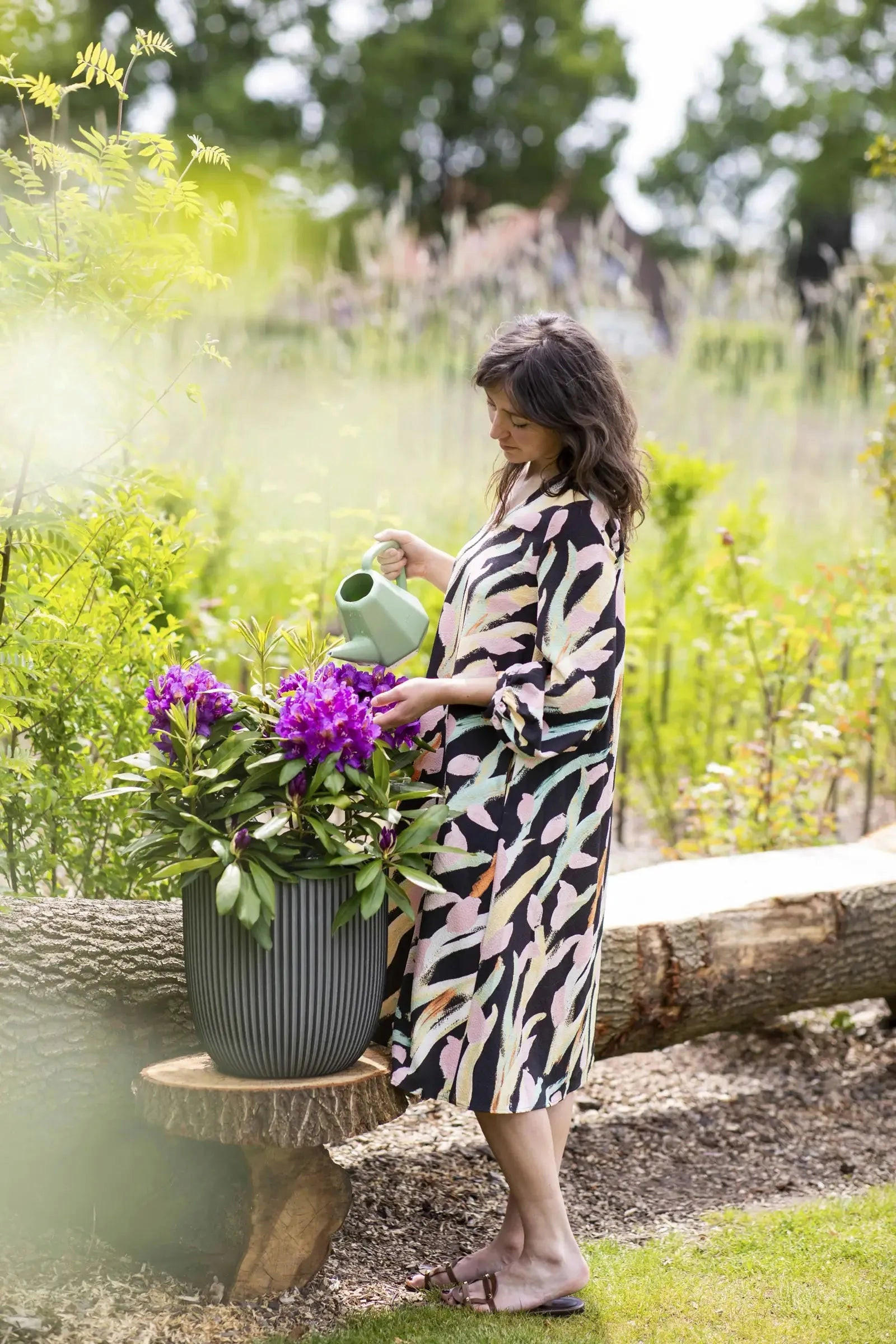 ÜBERTOPF Kugel Groove anthrazit | 35x34 cm - Anthrazit, Kunststoff (1/34/1cm) - aplanta