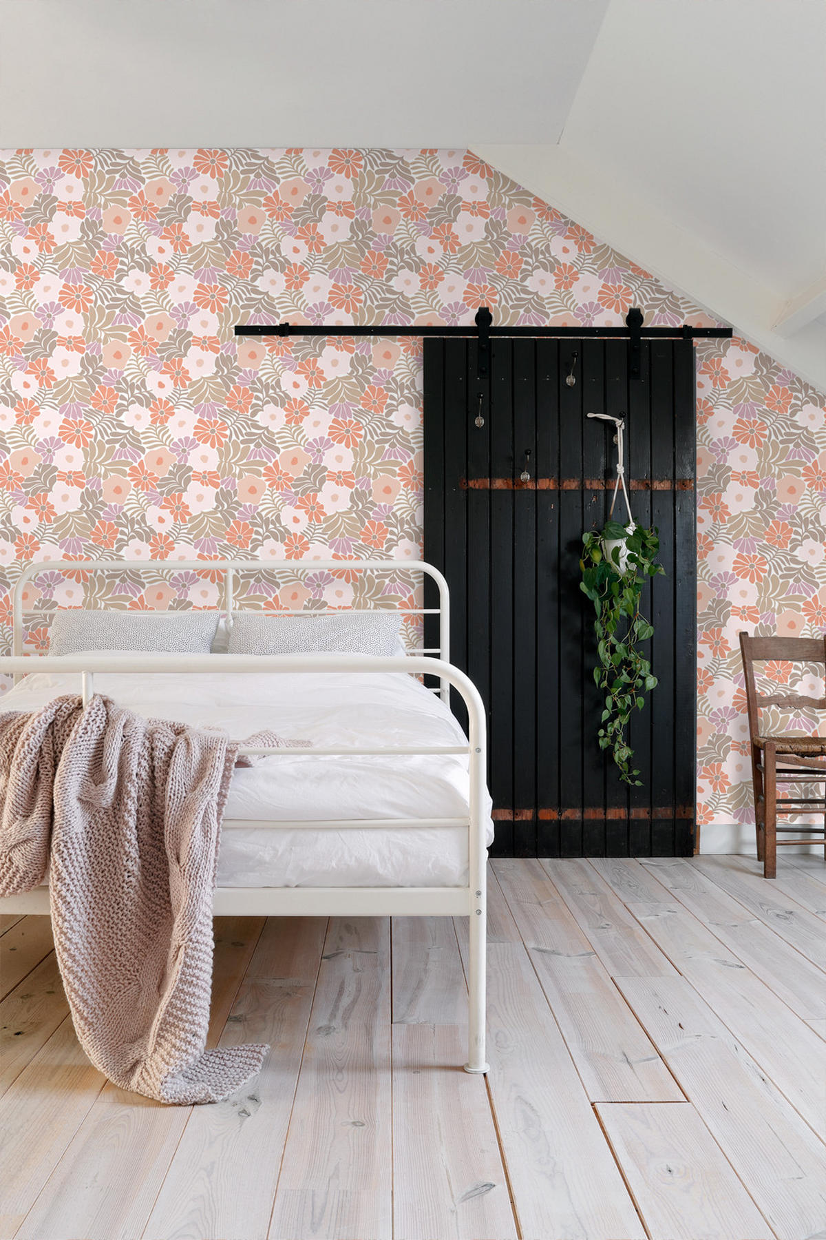 TAPETE Blumen im Matisse-Stil 50 x 900 cm - Orange, Papier (50/900cm) - ESTAhome