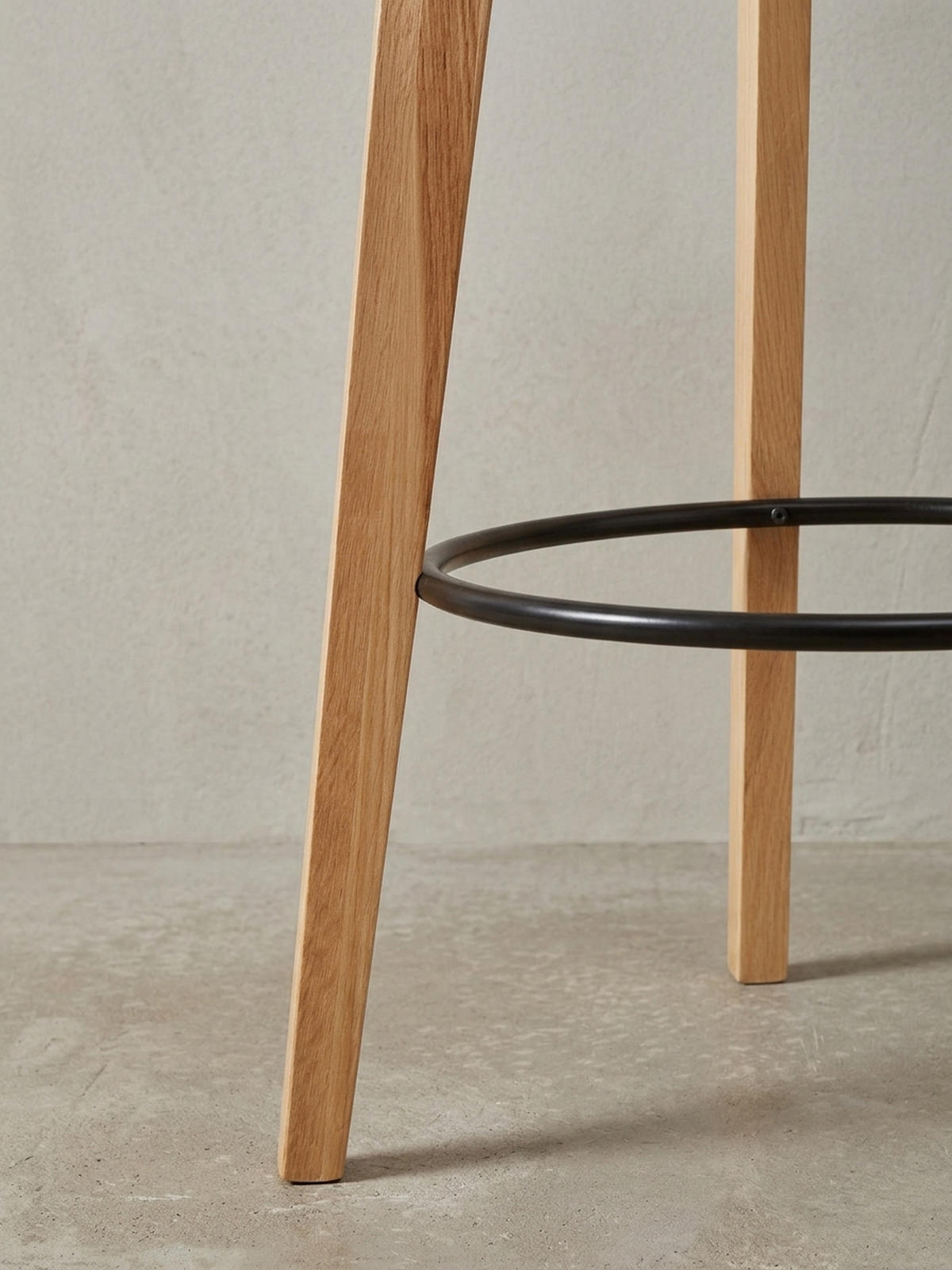 BARTISCH – Skandinavisch, Eiche, rund, 50 kg Belastbarkeit - Weiß/Braun, Eichenholz/Holz (60/60/110cm) - KADIMA DESIGN