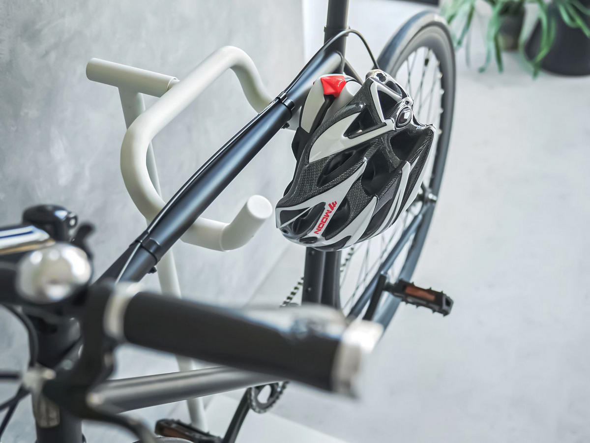 FAHRRAD-STÄNDER Tower weiß 38/92/33 cm für die Wohnung - Weiß, Metall (38/94/33cm) - Yamazaki