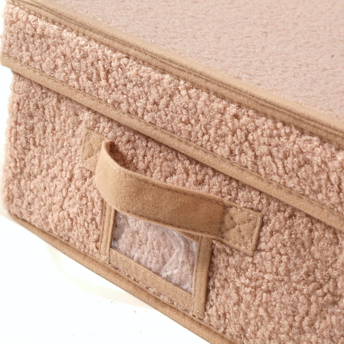 AUFBEWAHRUNGSBOX mit deckel aus bouclé-stoff in beige - 31,5/48/15 cm - Beige, Textil (33.5/48/15cm) - Calicosy