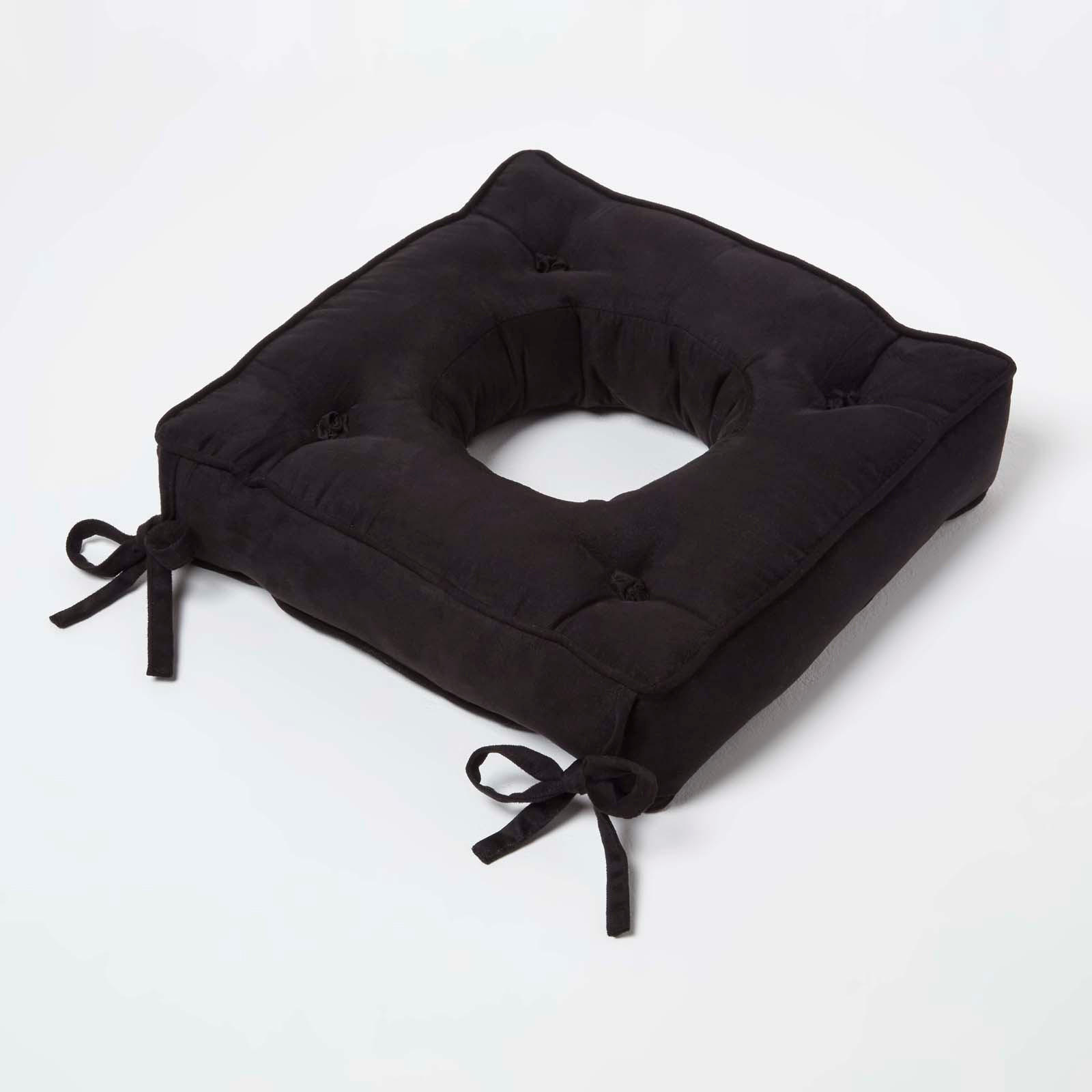 STUHLKISSEN 40/40/10 cm, schwarz mit Aussparung – Velours Entlastungskissen - Schwarz, Textil (40/40/10cm) - Homescapes