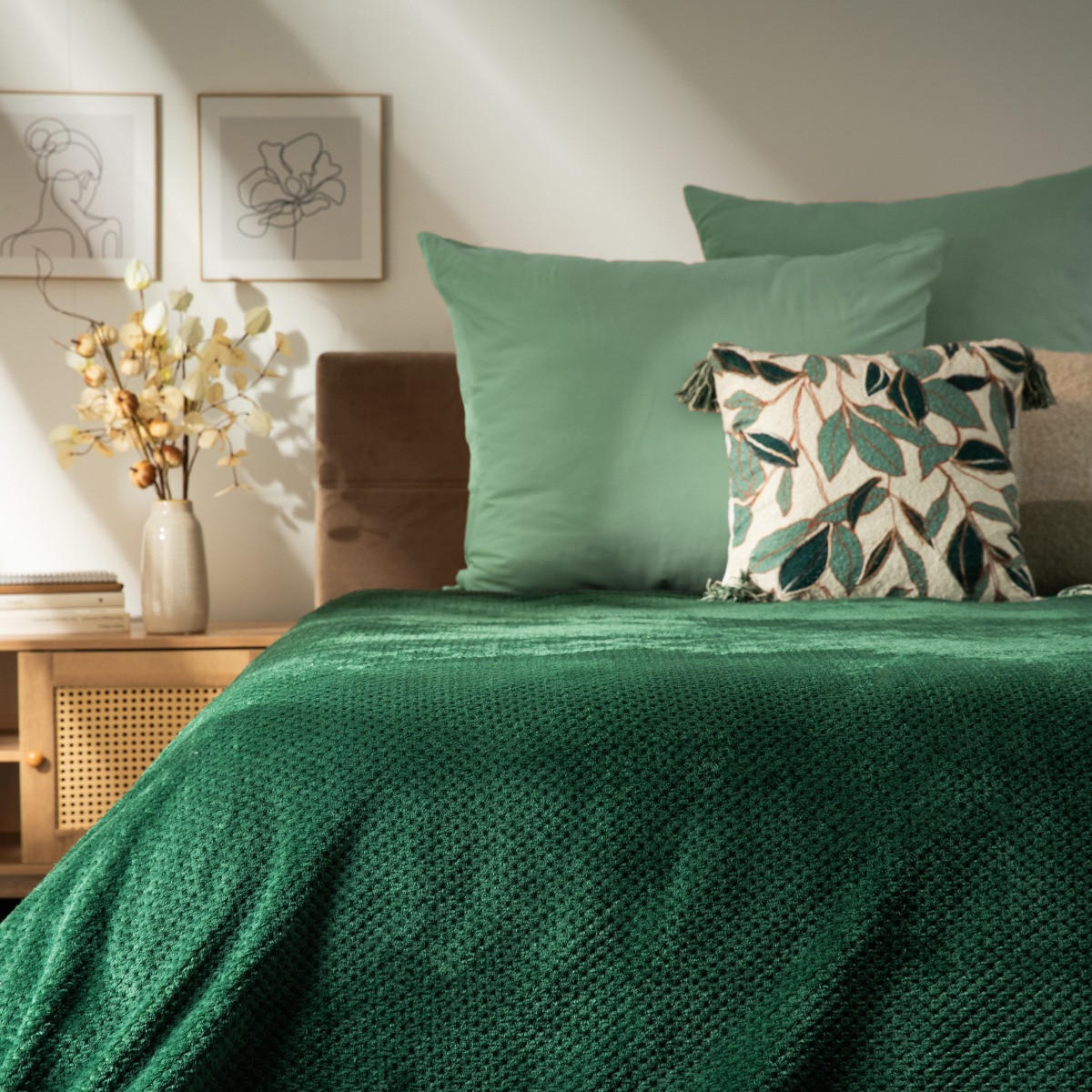 TAGESDECKE Noah grün 220/240 cm - Grün, Textil (220/240cm) - Homla