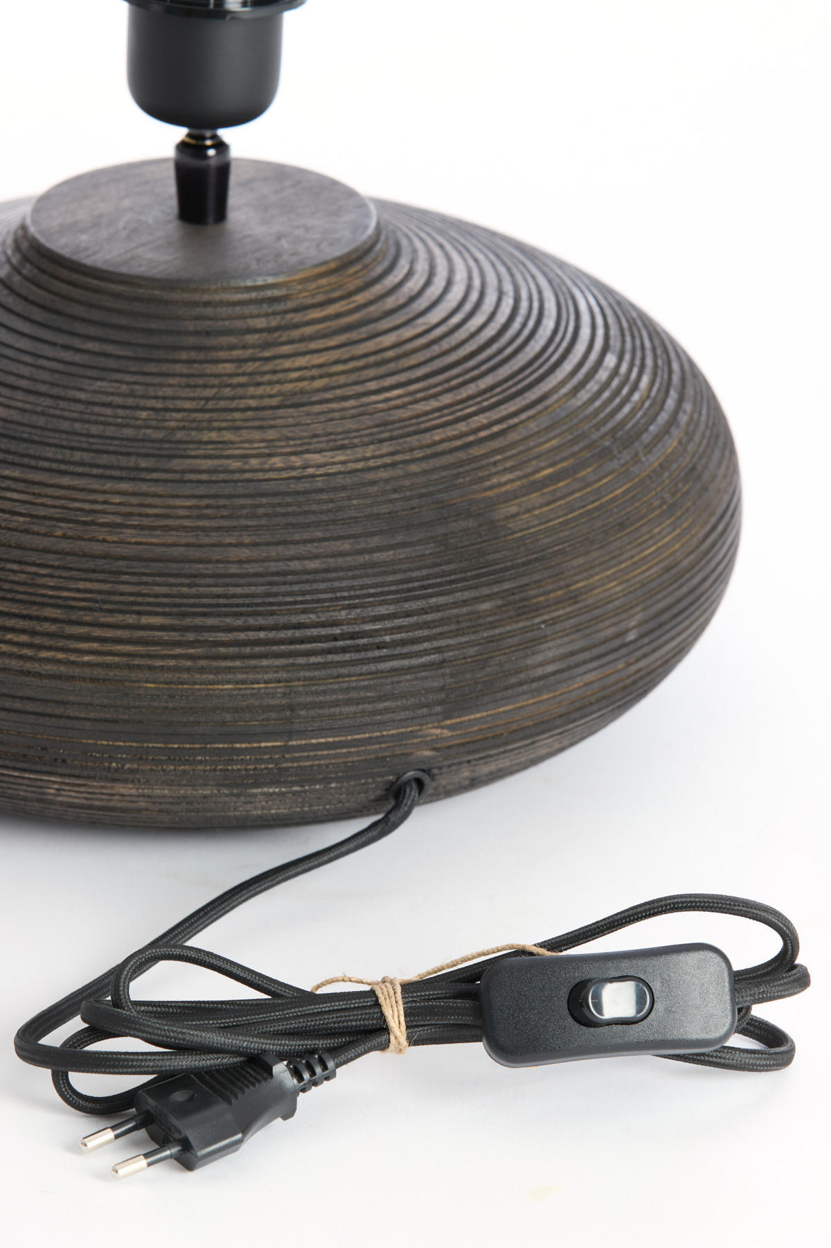 LAMPENFUSS Khomai Braun Ø30/23 cm - Braun, Holz (30/30/23cm) - Light & Living